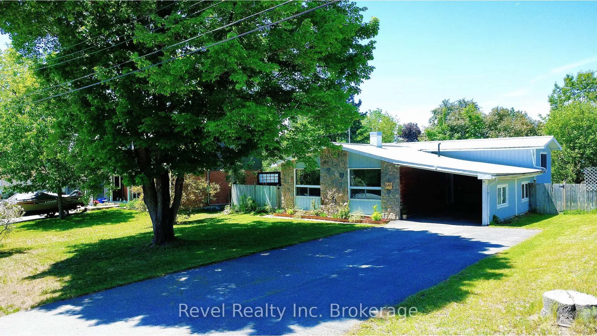 Photo 34 of 641 Ursula Street, North Bay, College Heights — HOMEH