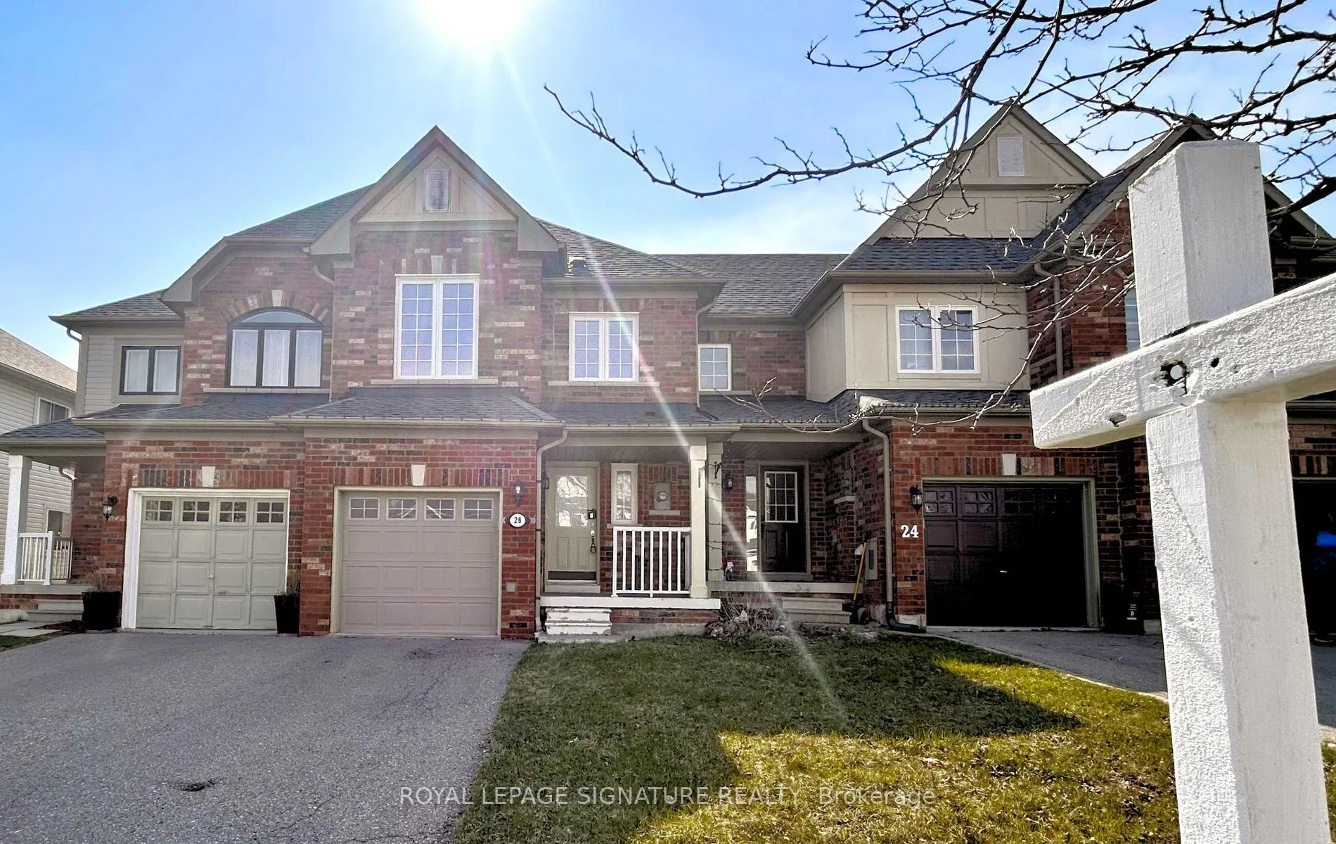 Photo 23 of 28 Millburn Drive, Clarington, Bowmanville — HOMEH