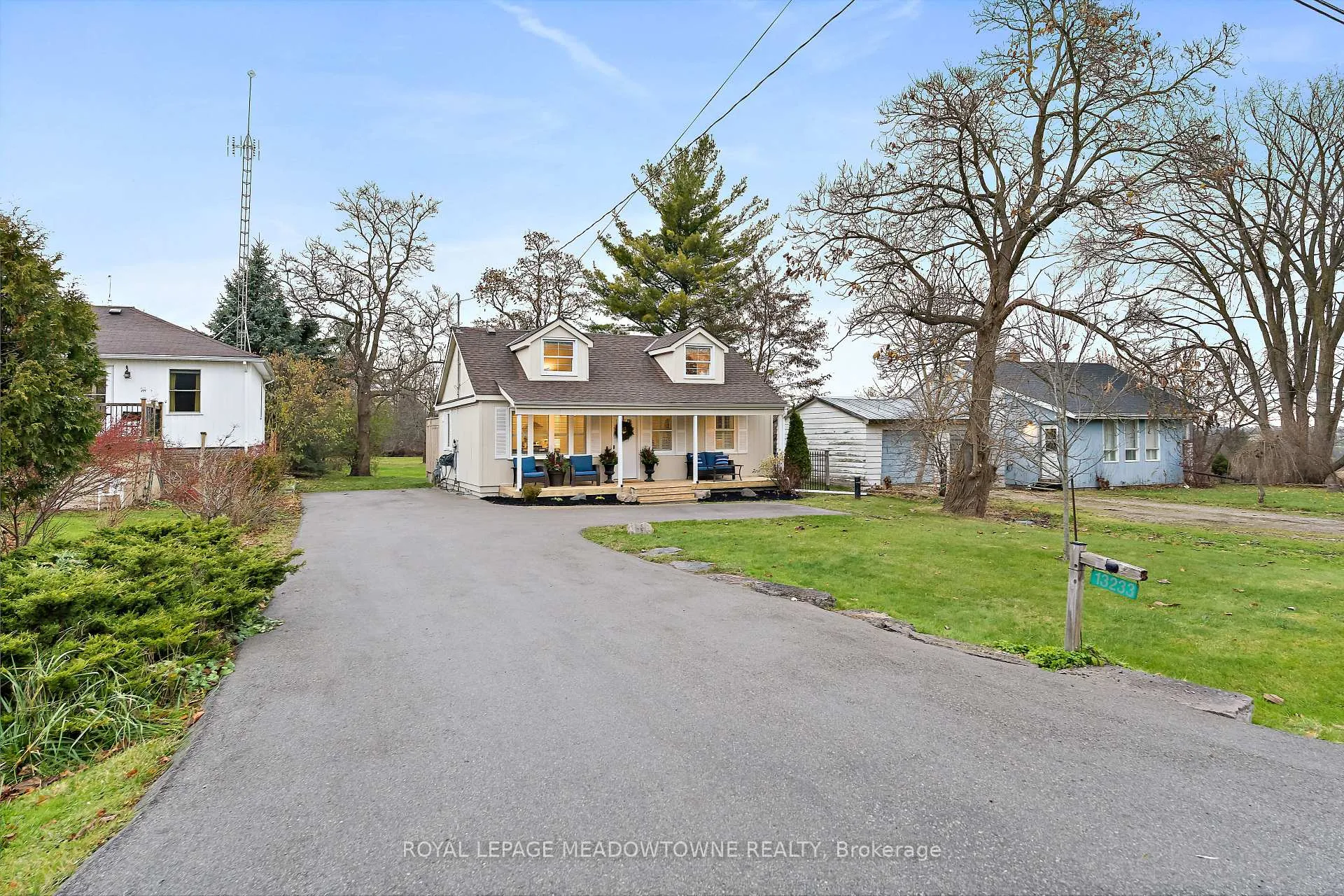 Photo 2 of 13233 22 Side Road, Halton Hills, Rural Halton Hills — HOMEH