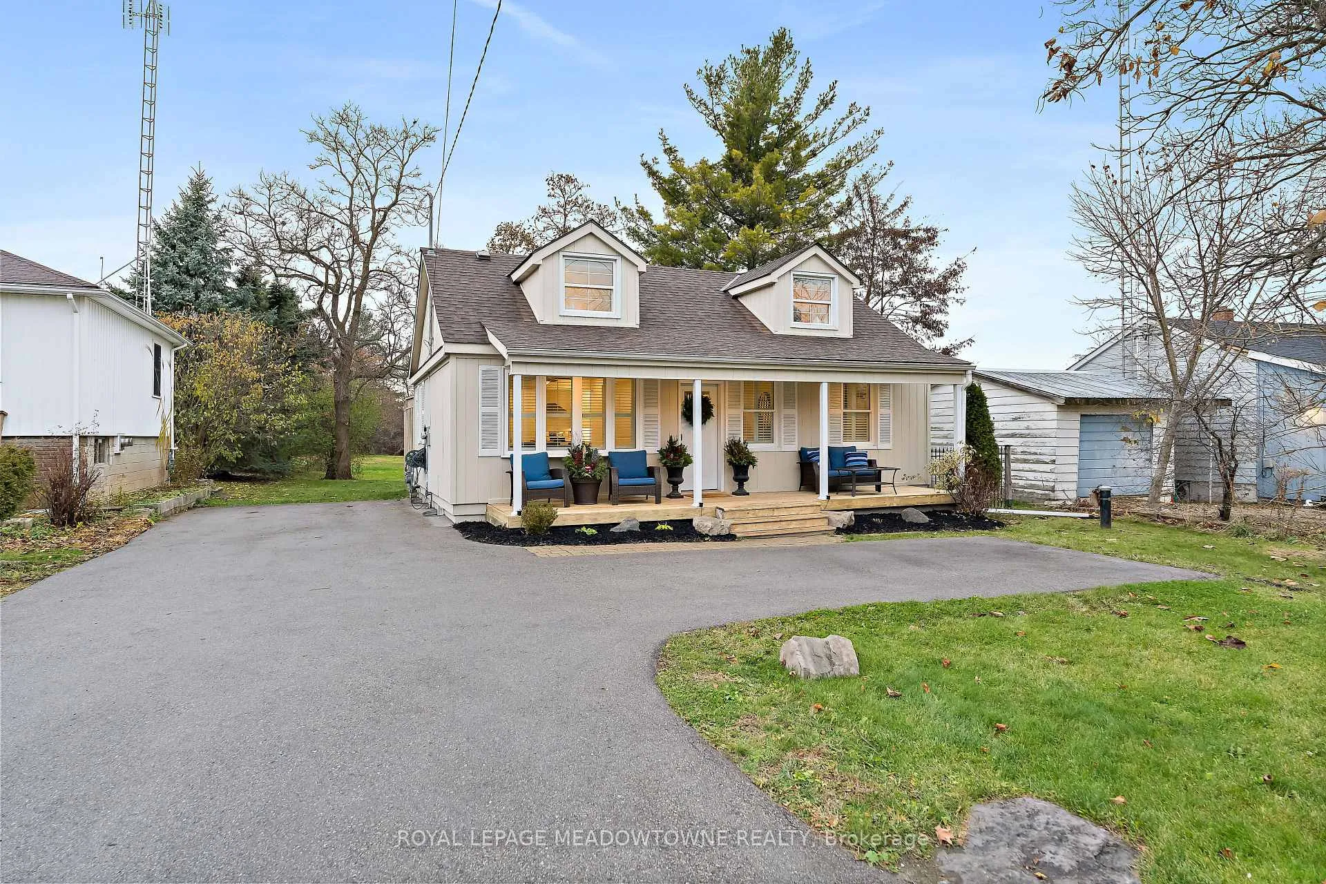 Photo 3 of 13233 22 Side Road, Halton Hills, Rural Halton Hills — HOMEH