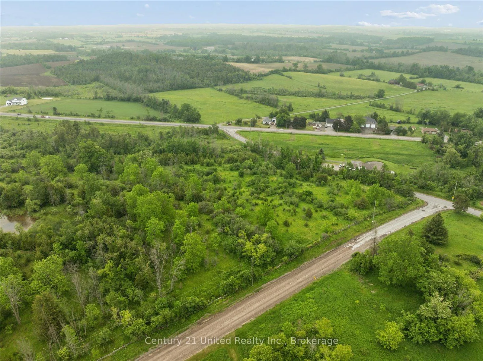Photo 2 of 1825 McNamara Road, Peterborough, Ashburnham Ward 4 — HOMEH