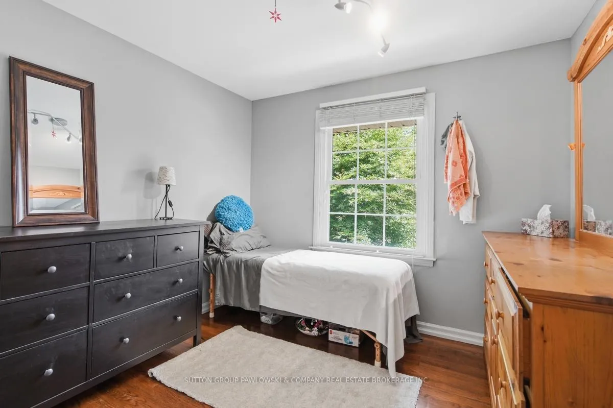 Photo 18 of 35 Key Hill Road, London, North F — HOMEH