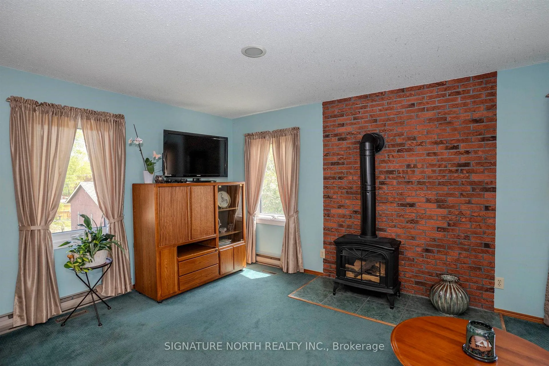 Photo 23 of 381 Hallam Street, Thunder Bay, Current River — HOMEH