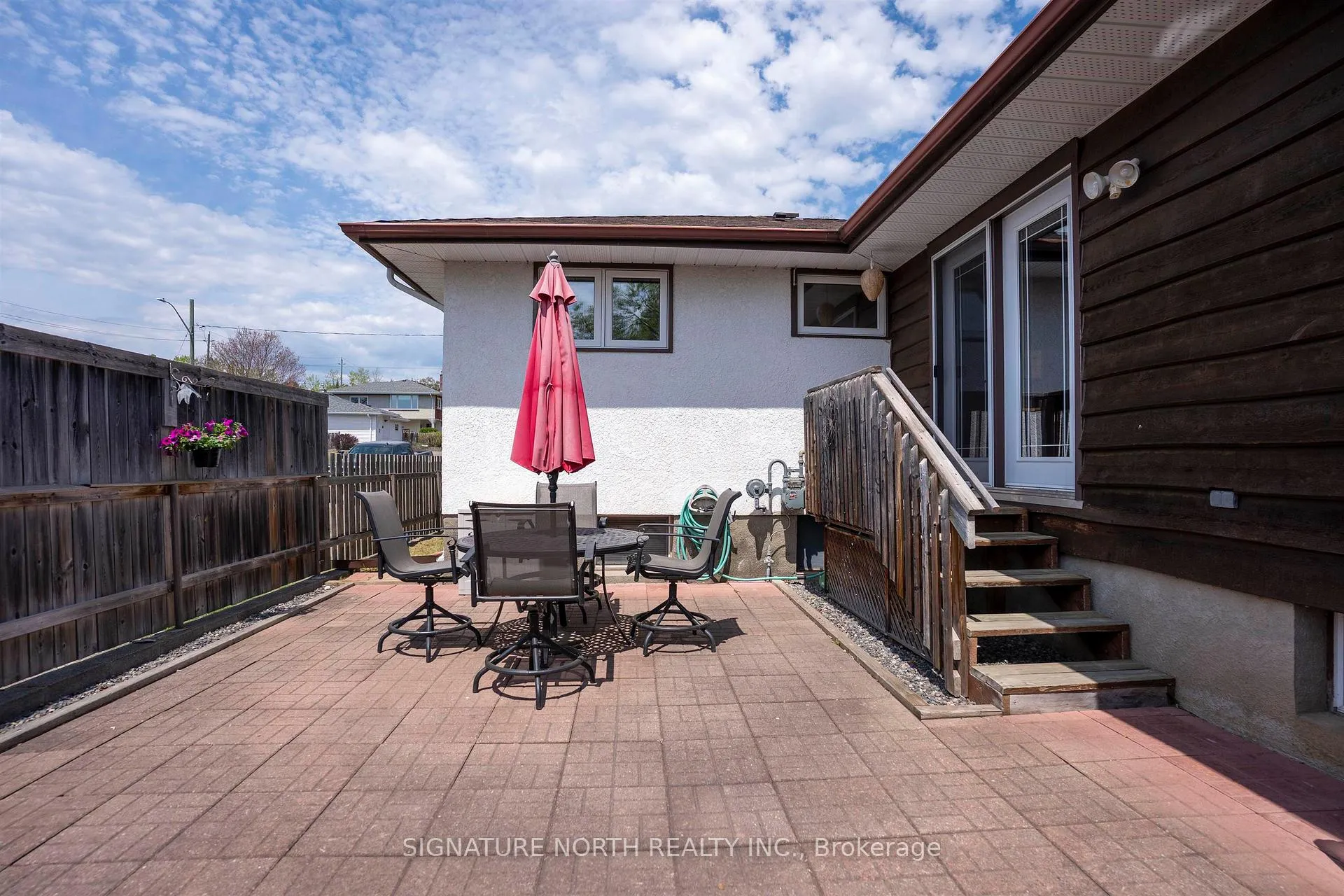 Photo 40 of 381 Hallam Street, Thunder Bay, Current River — HOMEH