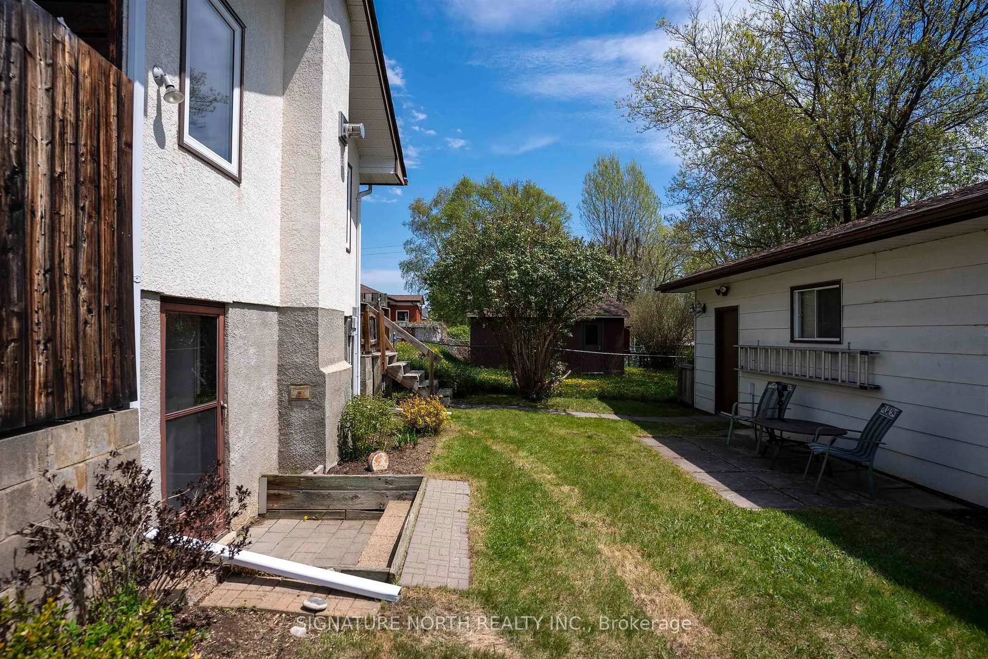 Photo 44 of 381 Hallam Street, Thunder Bay, Current River — HOMEH