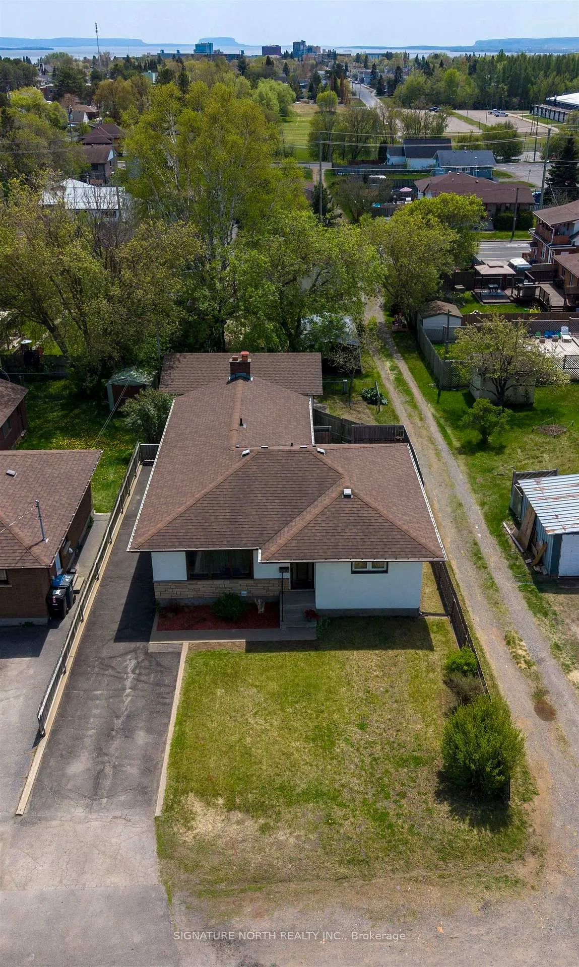 Photo 48 of 381 Hallam Street, Thunder Bay, Current River — HOMEH