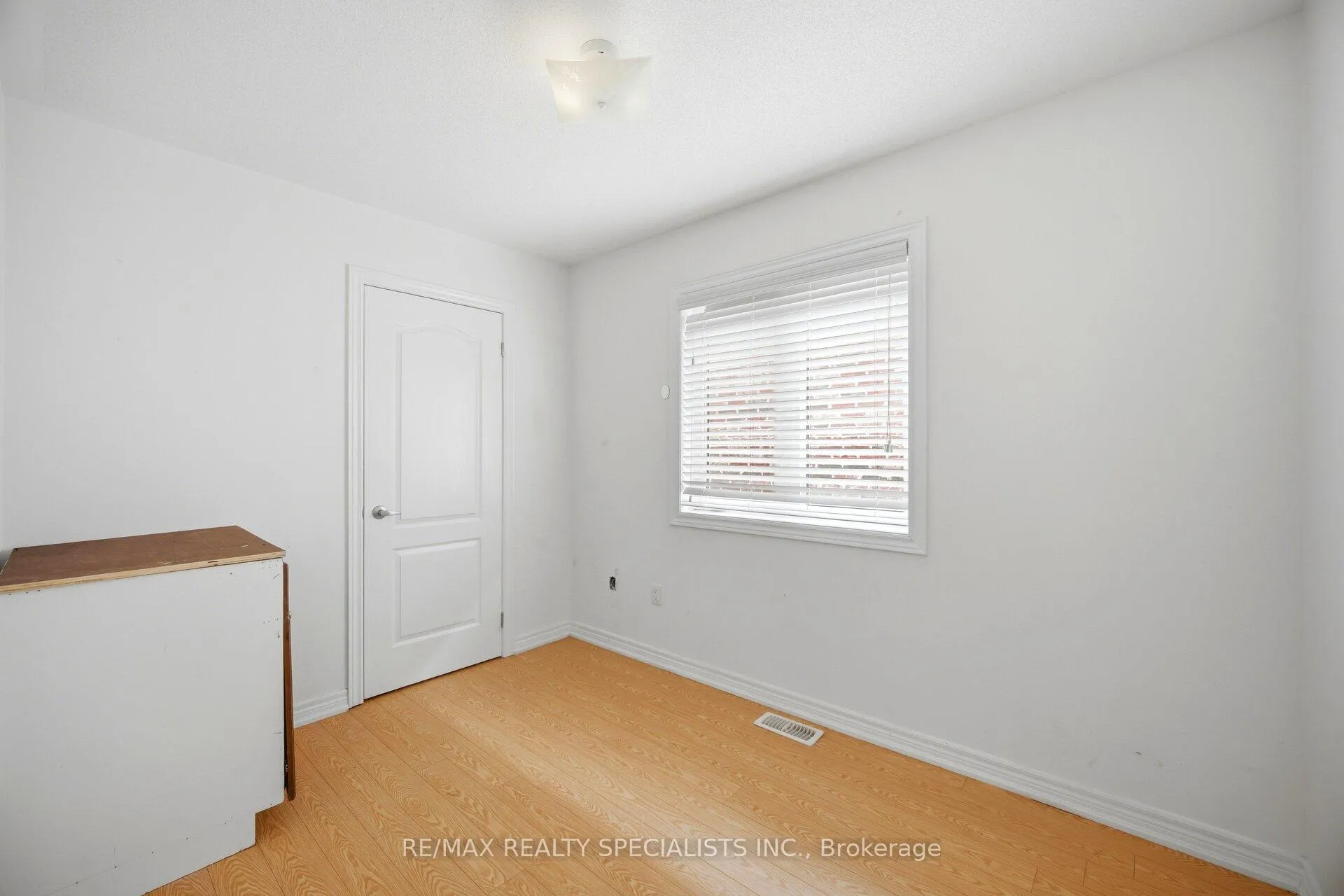 Photo 25 of 51 Frenchpark Circle, Brampton, Credit Valley — HOMEH