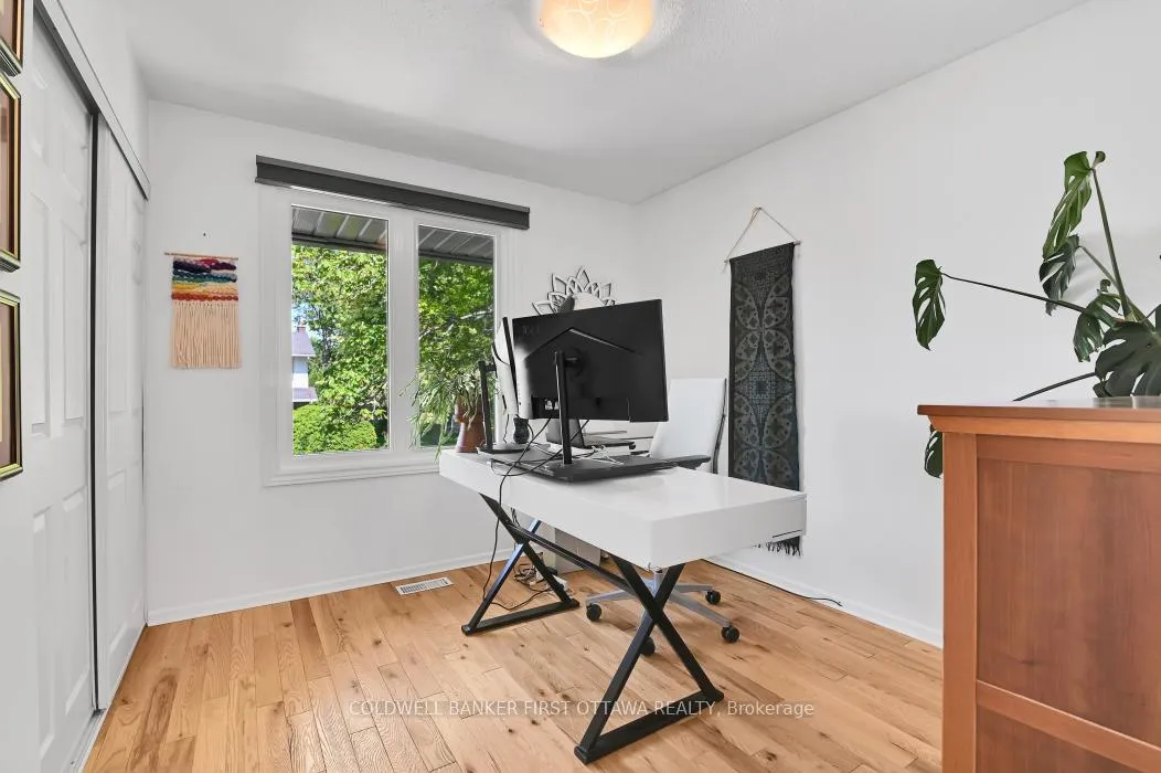 Photo 19 of 580 Duff Crescent, Ottawa, Beacon Hill North — HOMEH
