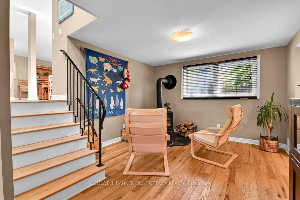 Photo 21 of 580 Duff Crescent, Ottawa, Beacon Hill North — HOMEH