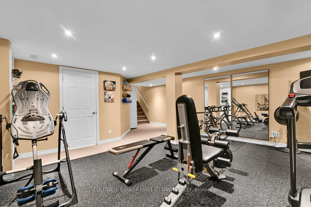 Photo 25 of 580 Duff Crescent, Ottawa, Beacon Hill North — HOMEH