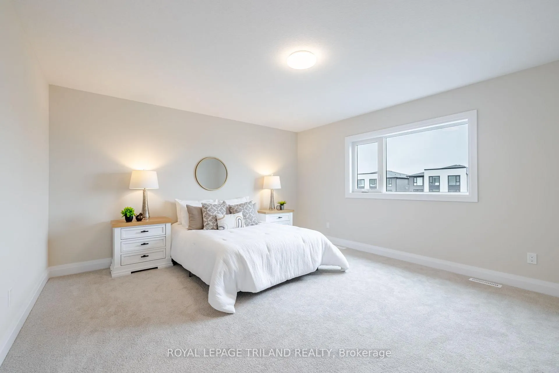 Photo 24 of 770 Banyan Lane, London, North E — HOMEH