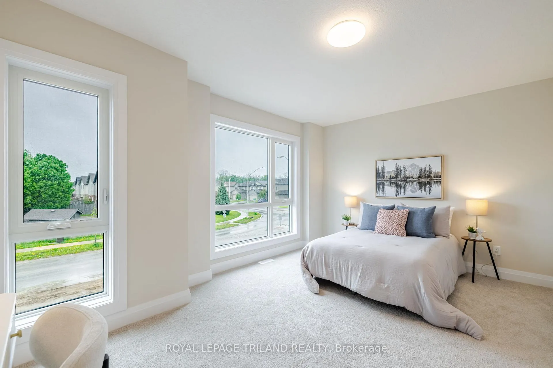 Photo 30 of 770 Banyan Lane, London, North E — HOMEH