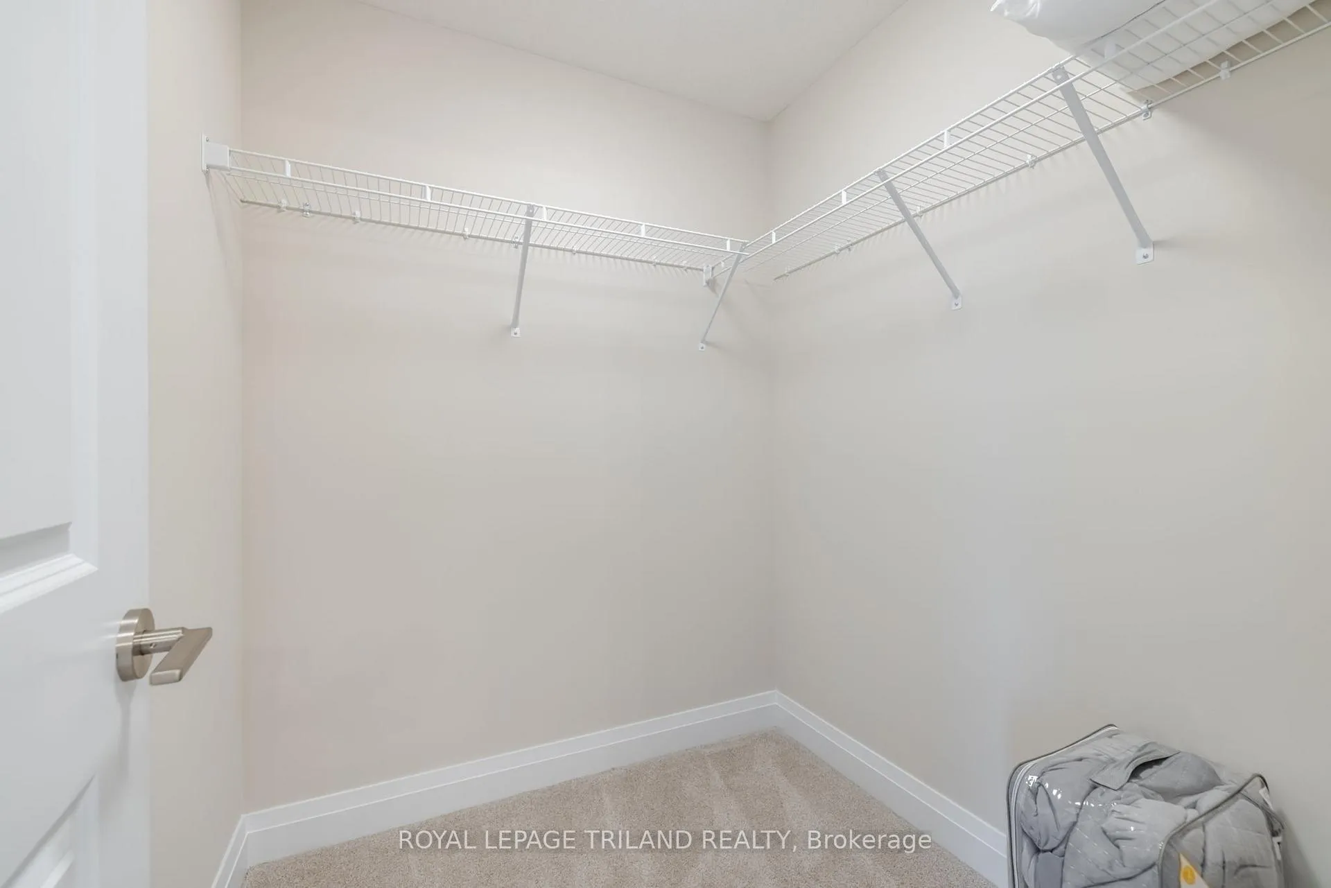 Photo 34 of 770 Banyan Lane, London, North E — HOMEH