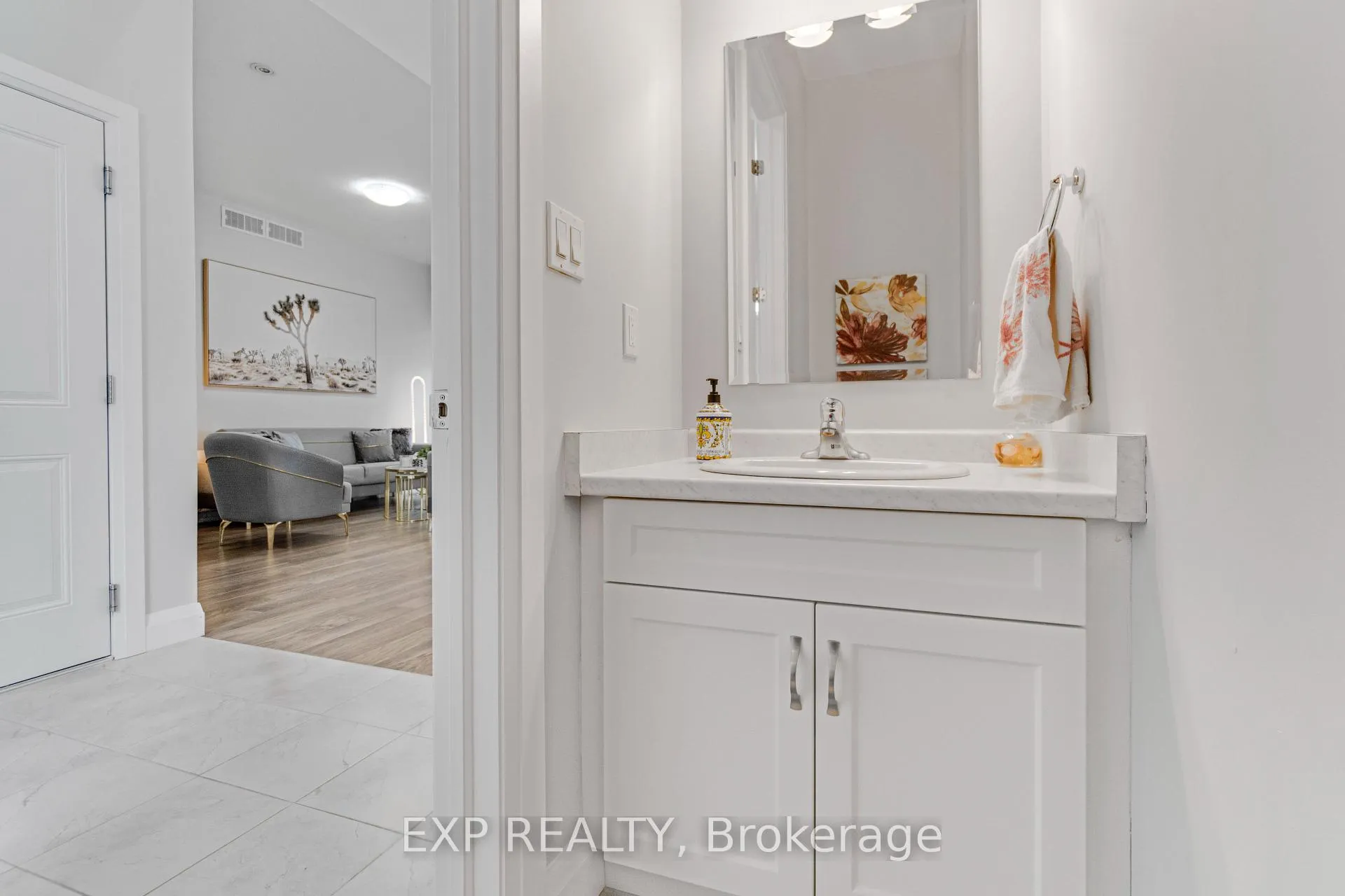 Photo 21 of Unit 5, 923 Stonecliffe Walk, Kitchener, Doon South — HOMEH