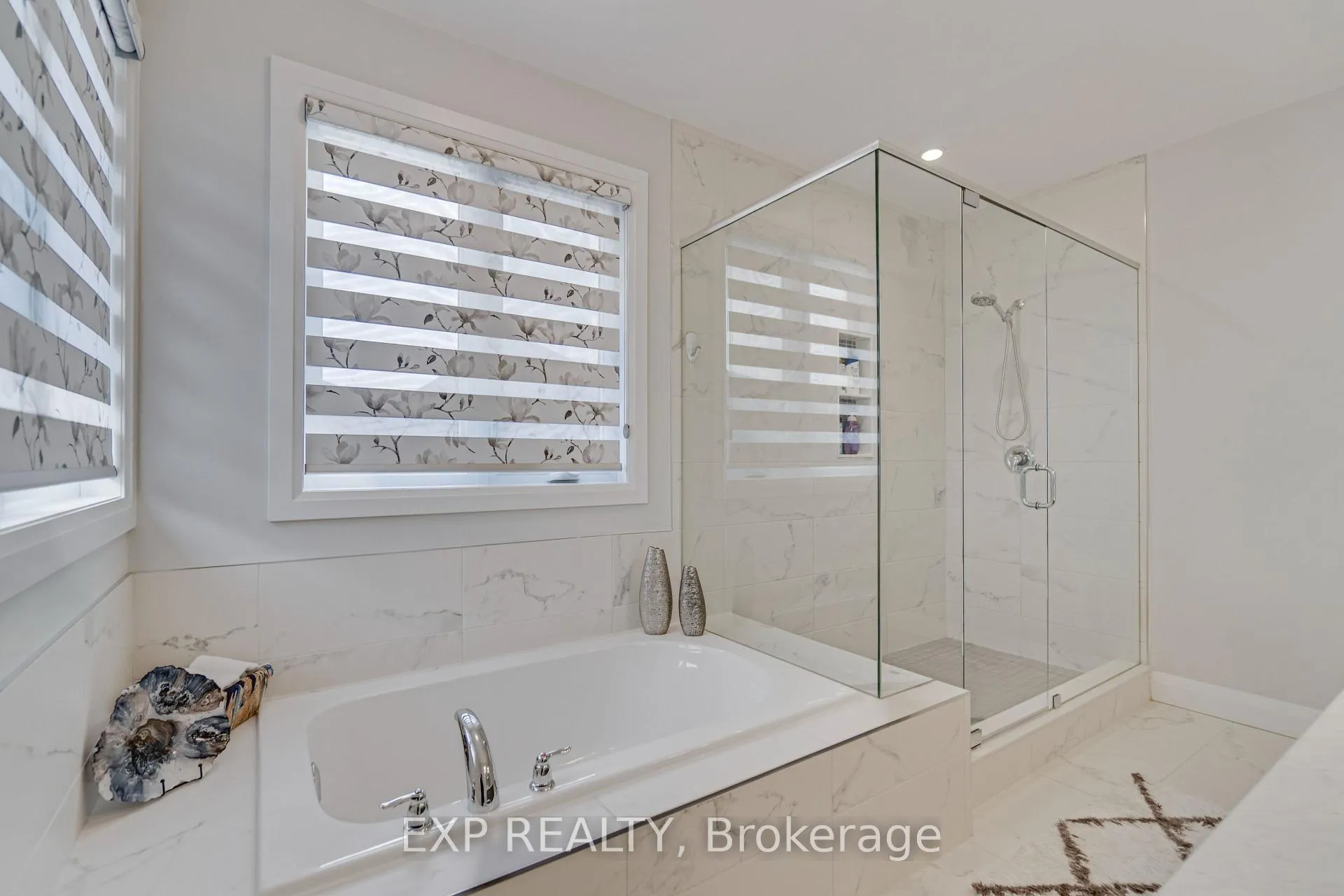 Photo 30 of Unit 5, 923 Stonecliffe Walk, Kitchener, Doon South — HOMEH