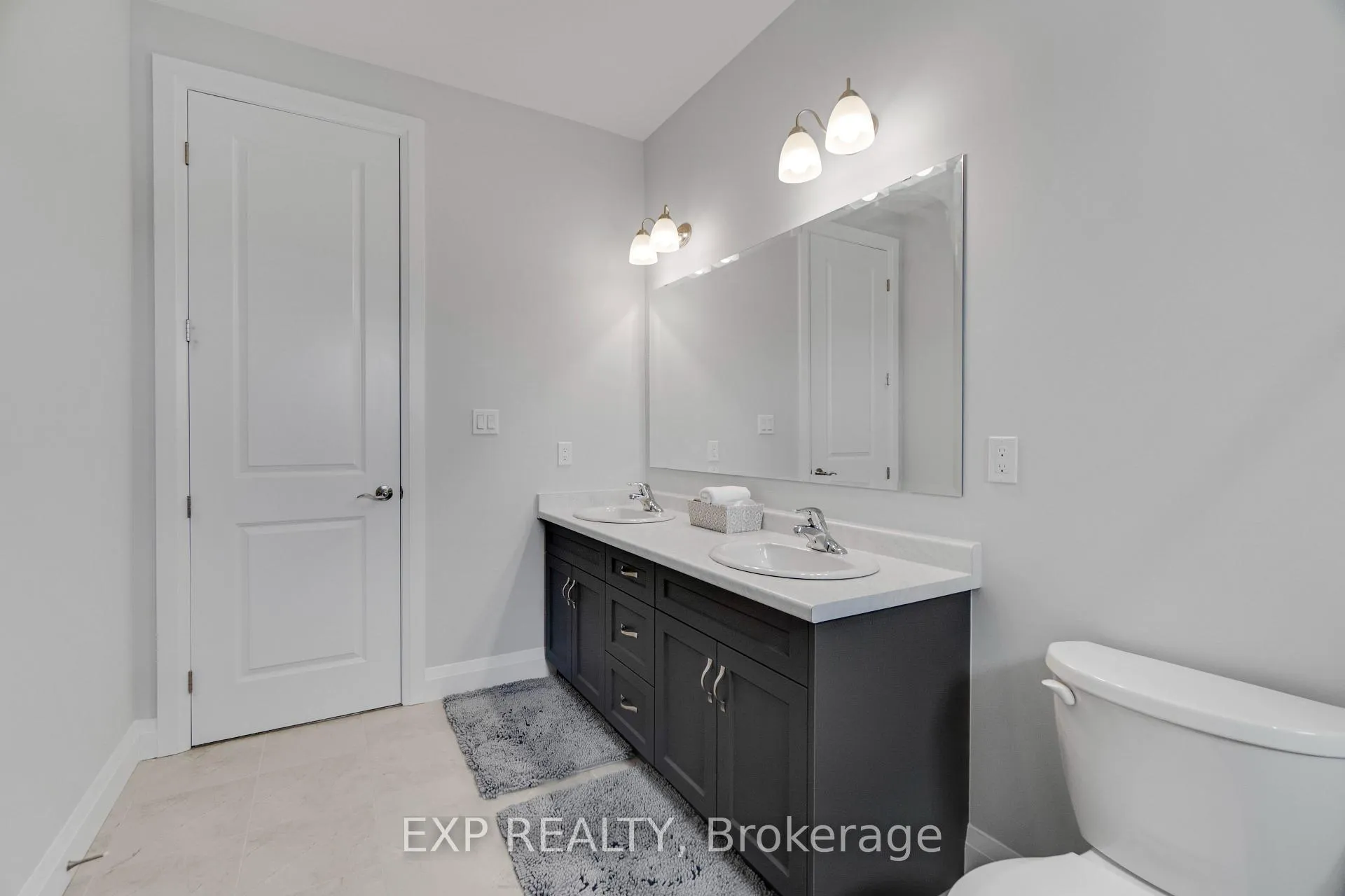 Photo 34 of Unit 5, 923 Stonecliffe Walk, Kitchener, Doon South — HOMEH