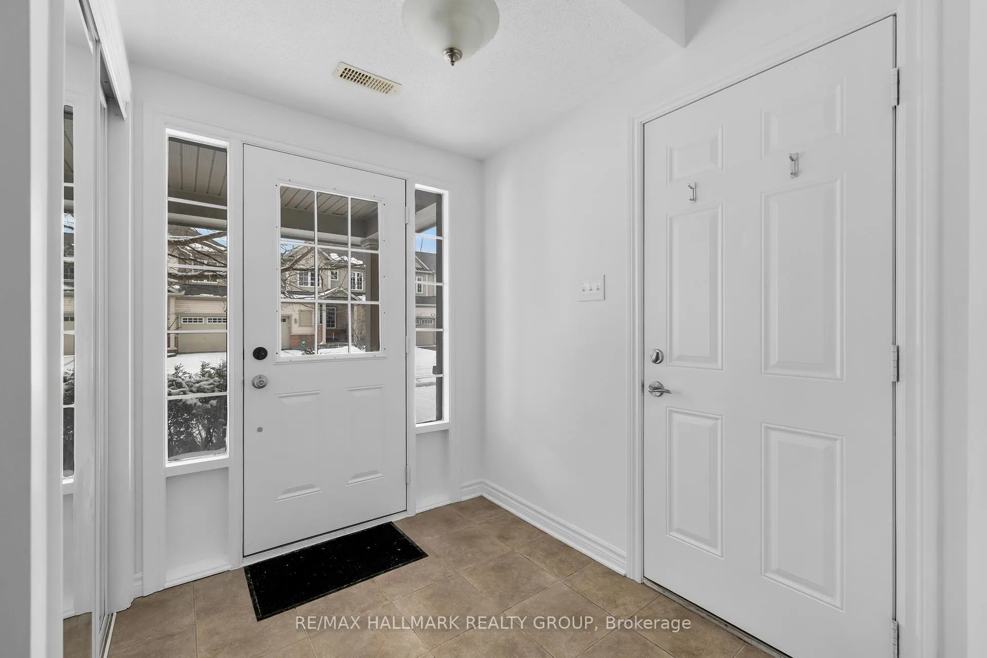 Photo 2 of 257 Aquilo Crescent, Ottawa, Stittsville (North) — HOMEH