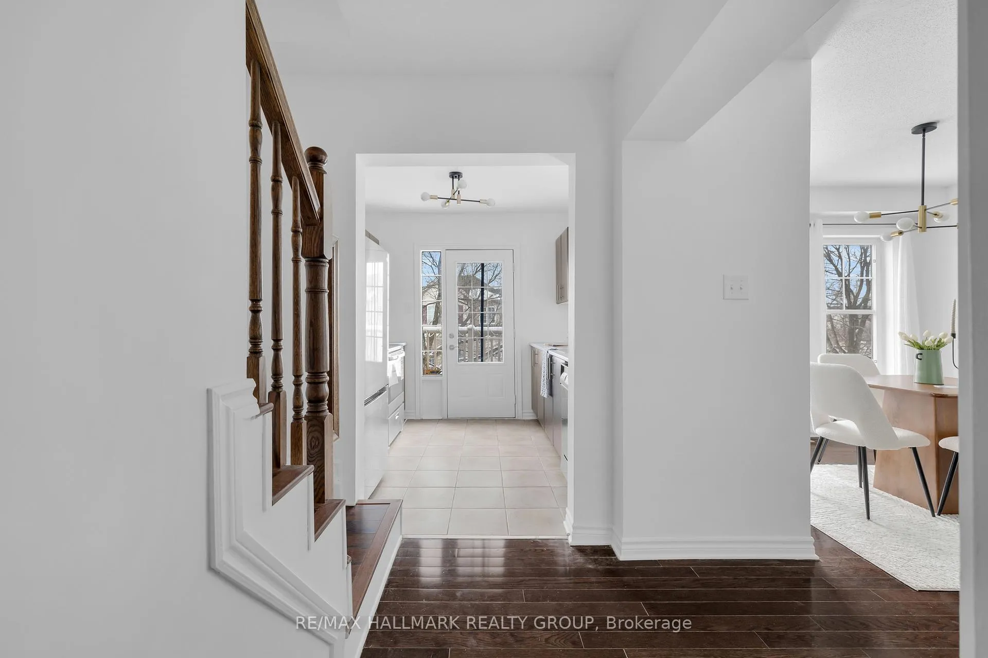 Photo 5 of 257 Aquilo Crescent, Ottawa, Stittsville (North) — HOMEH
