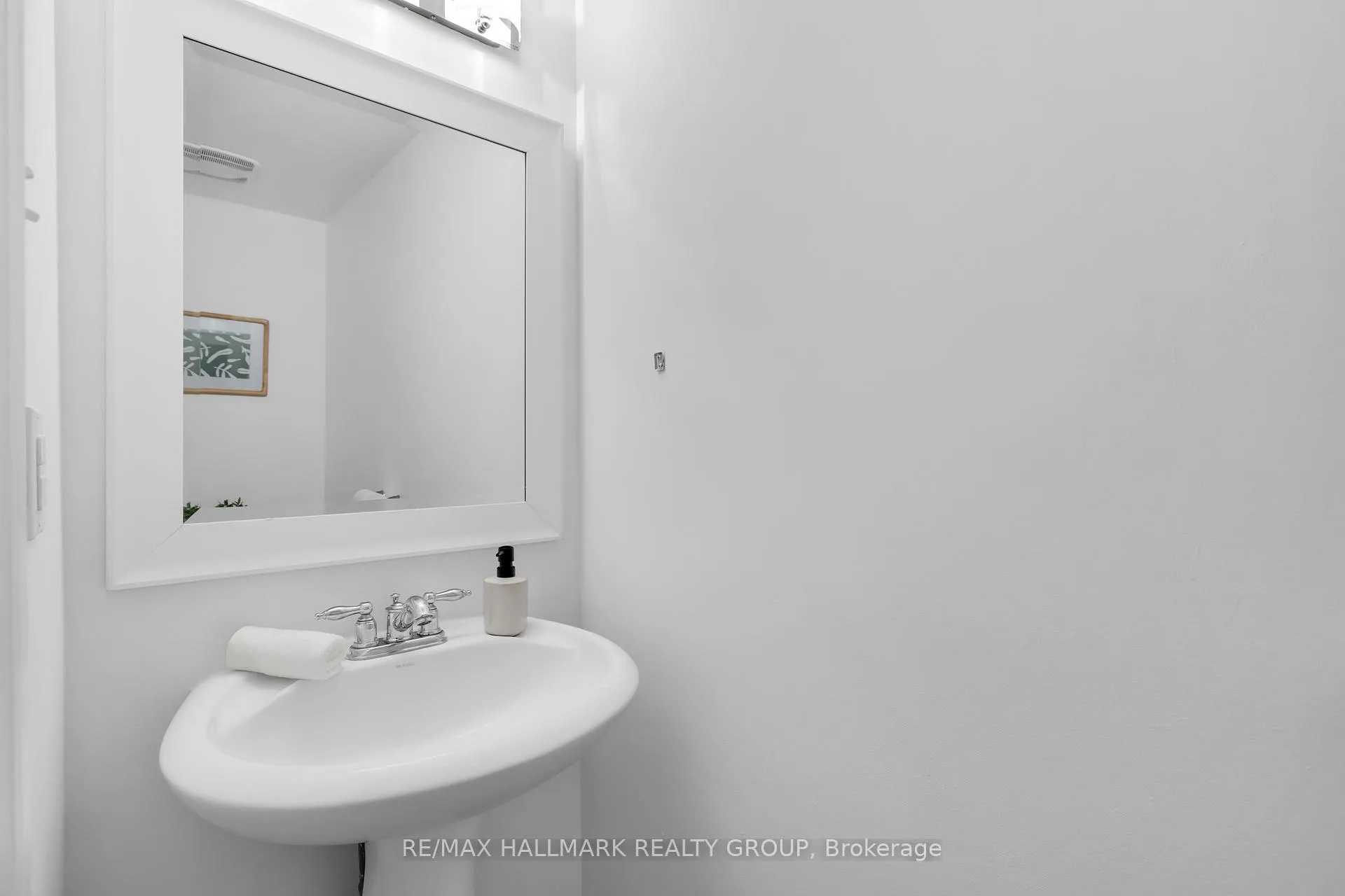 Photo 27 of 257 Aquilo Crescent, Ottawa, Stittsville (North) — HOMEH