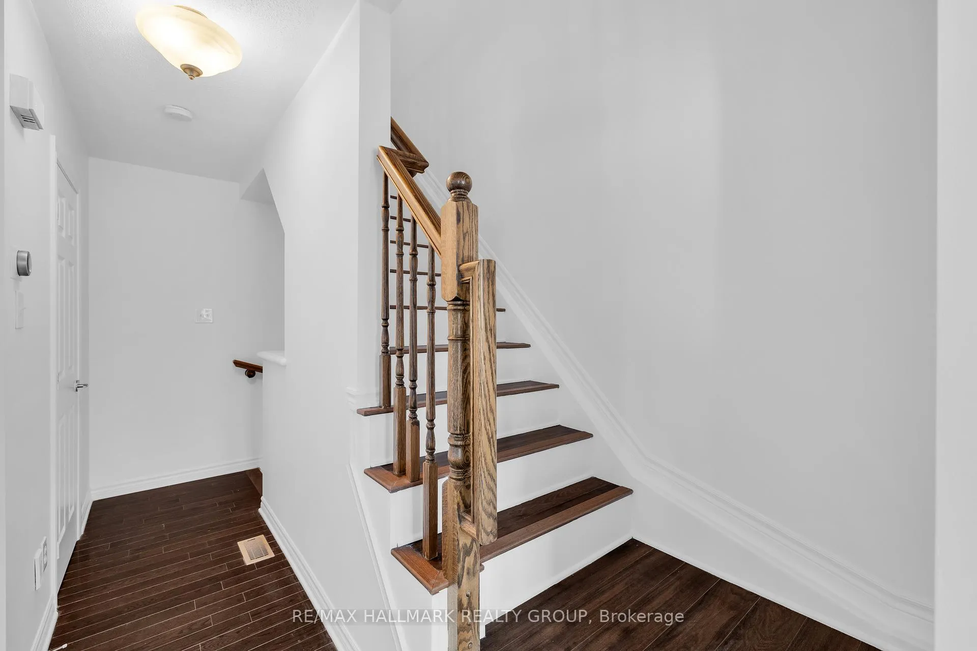 Photo 28 of 257 Aquilo Crescent, Ottawa, Stittsville (North) — HOMEH