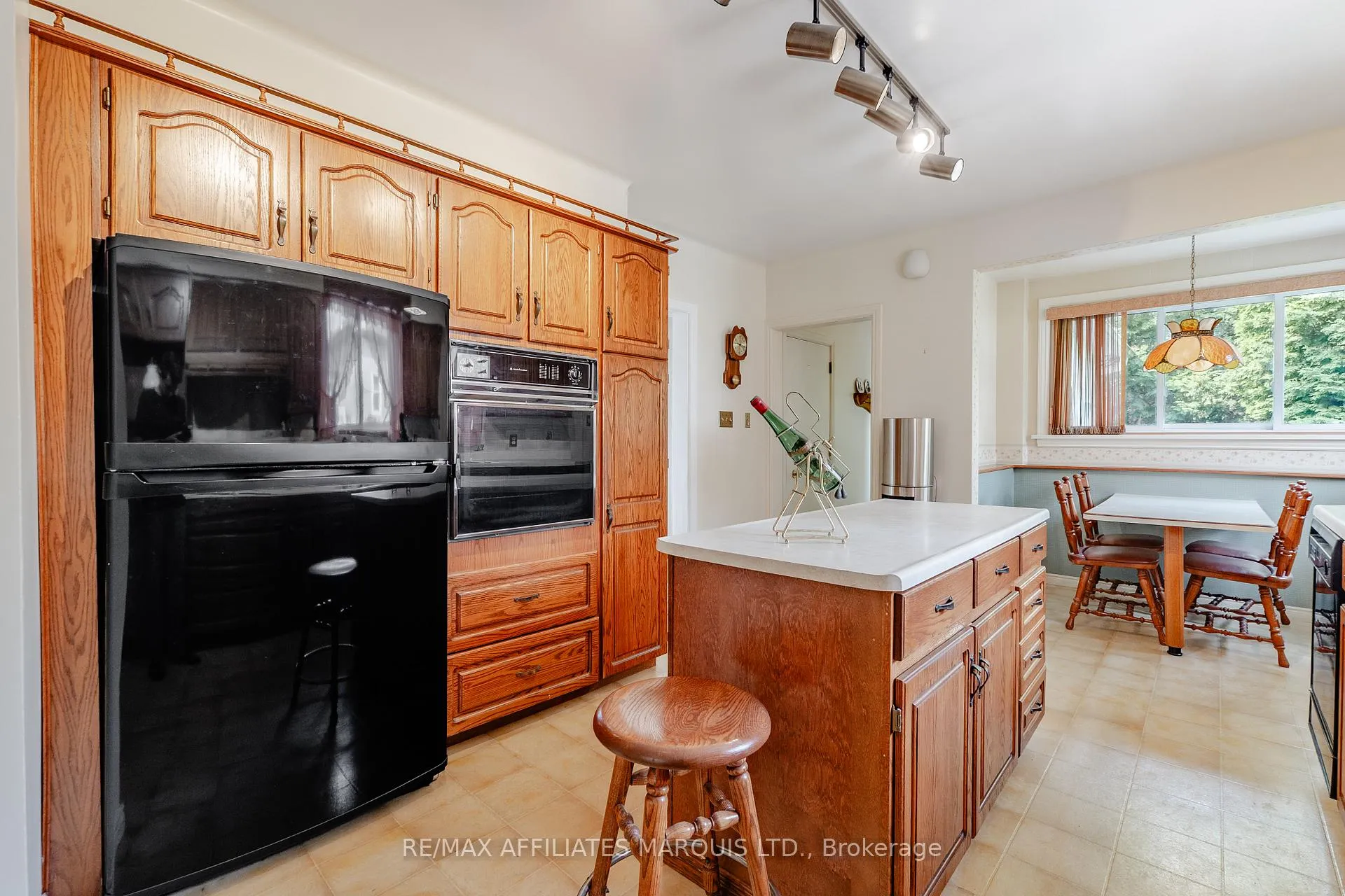 Photo 22 of 1702 Montreal Road, Cornwall — HOMEH