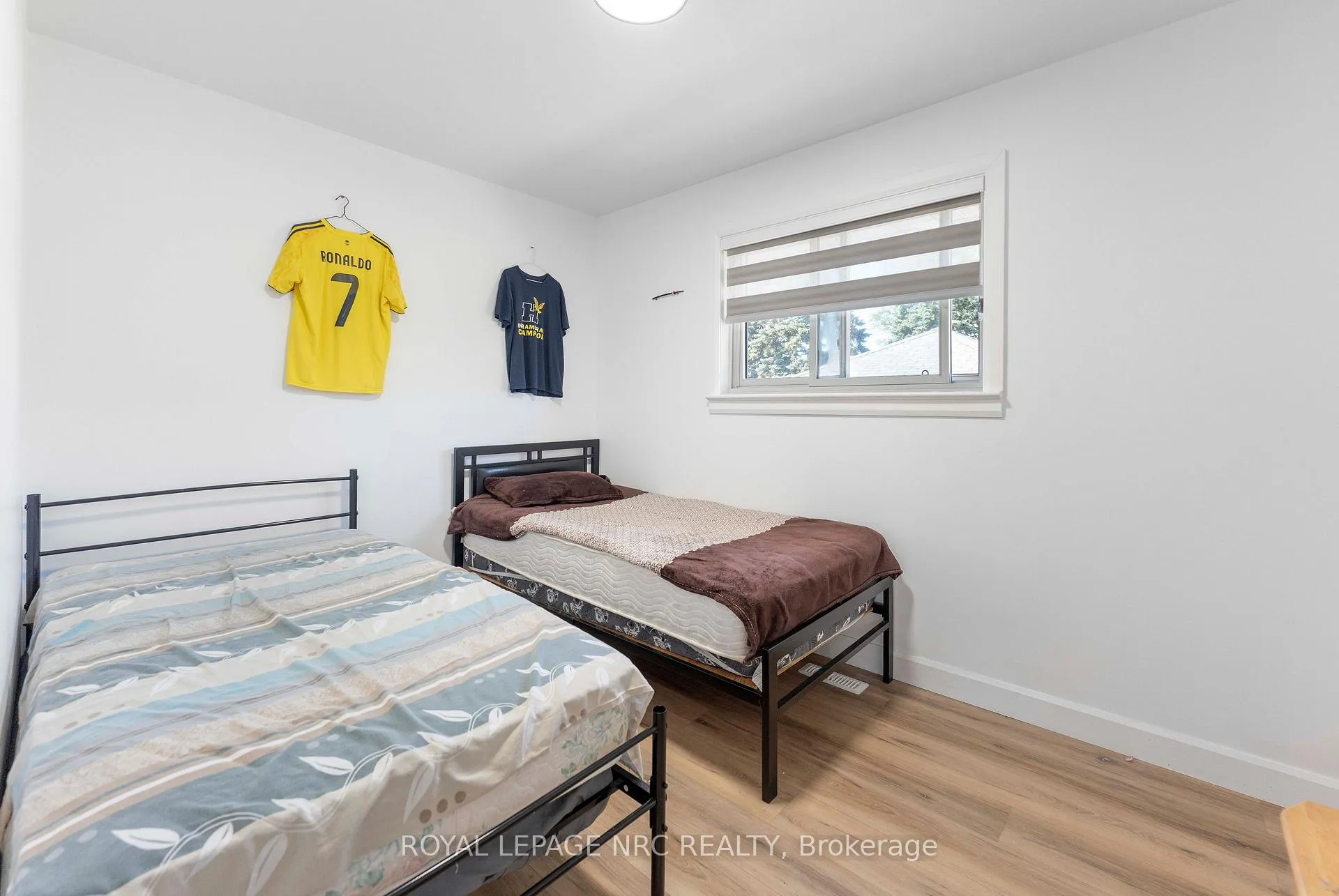 Photo 21 of 959 Mohawk Road E, Hamilton, Huntington — HOMEH
