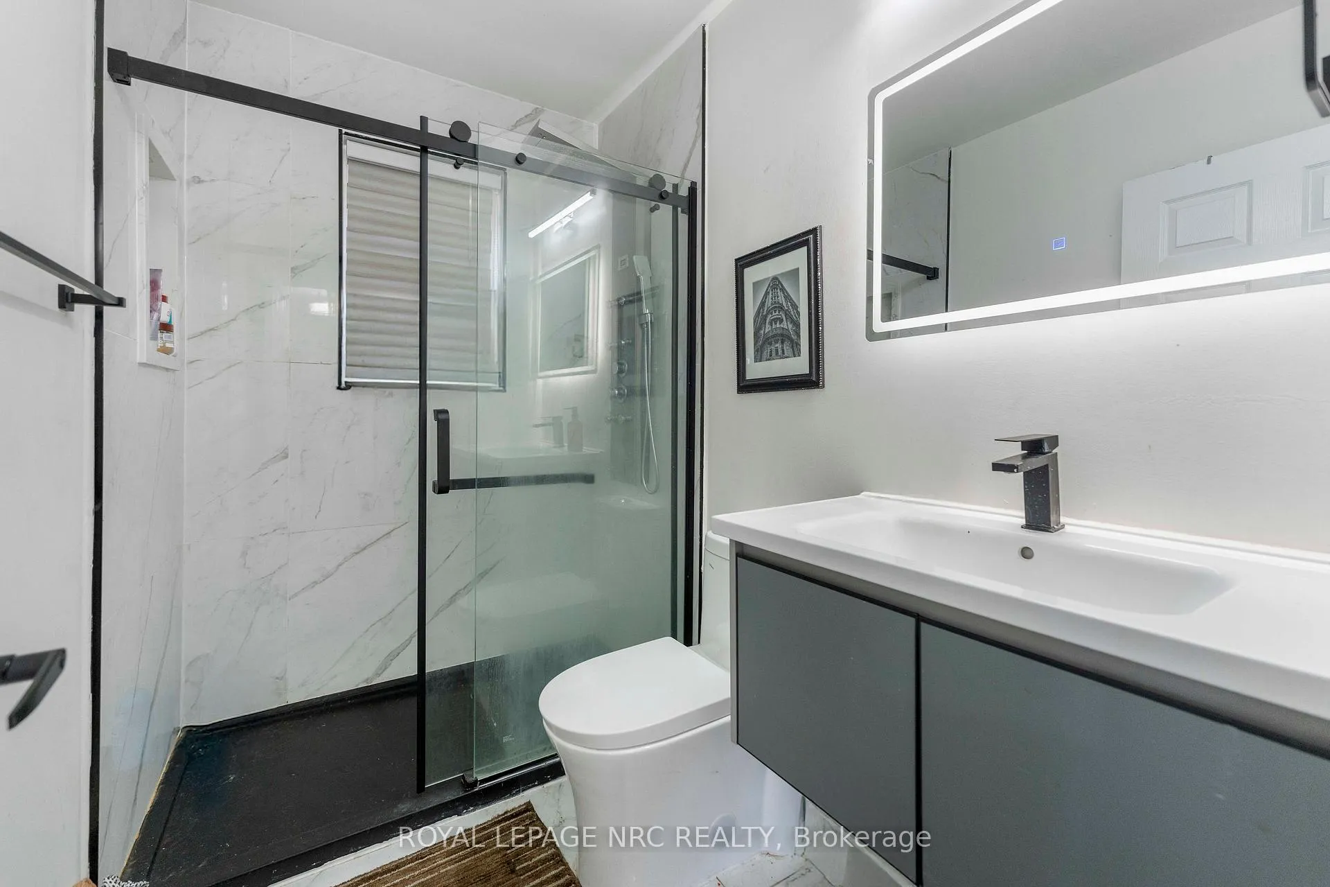 Photo 26 of 959 Mohawk Road E, Hamilton, Huntington — HOMEH