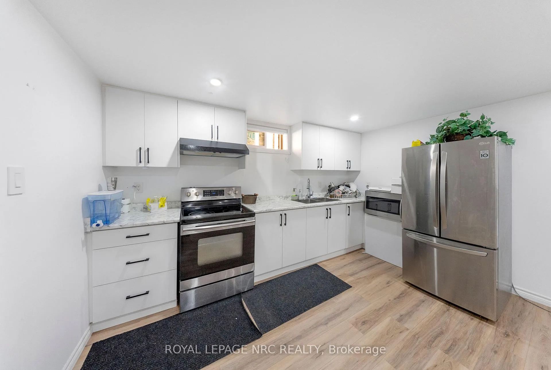 Photo 31 of 959 Mohawk Road E, Hamilton, Huntington — HOMEH
