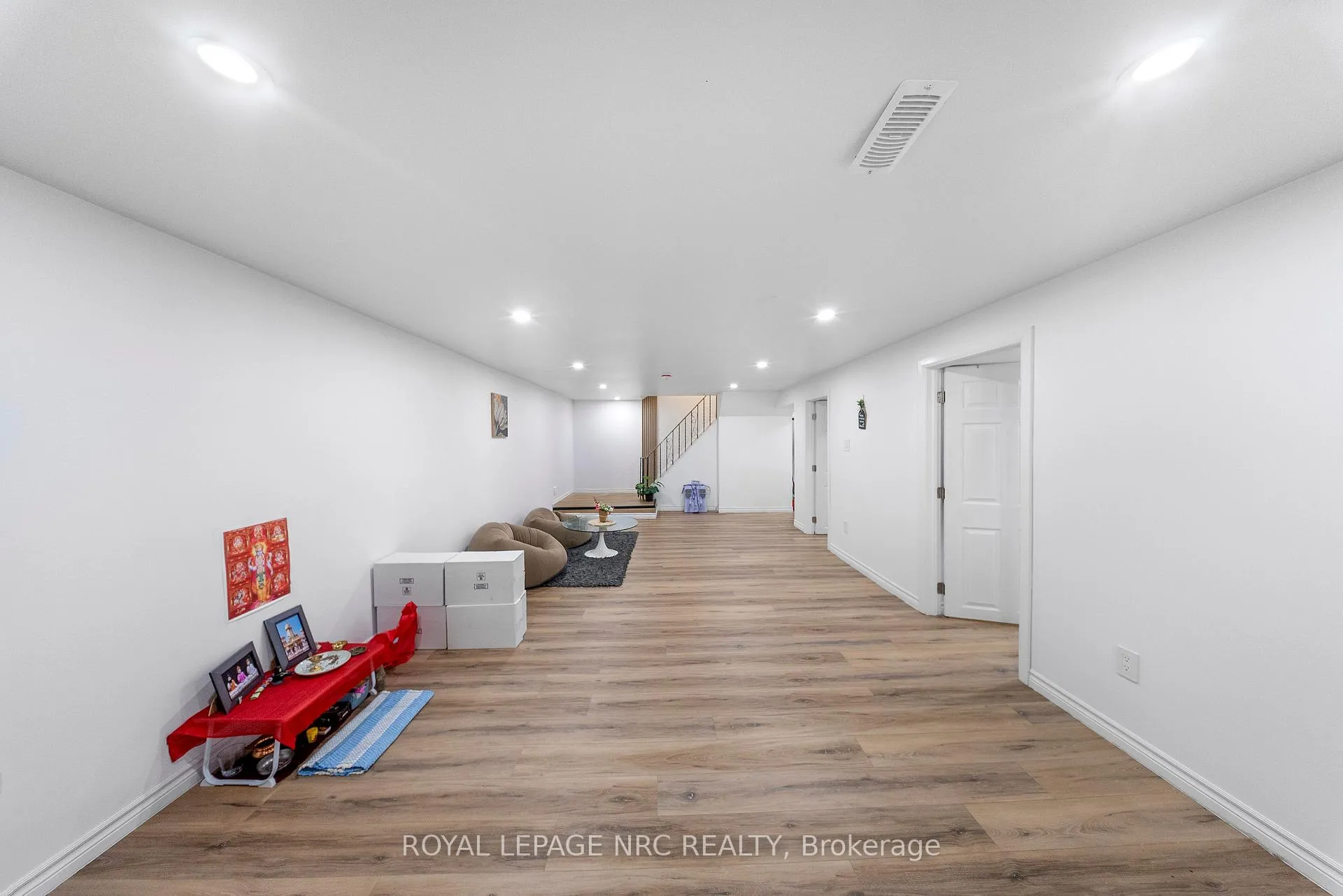 Photo 32 of 959 Mohawk Road E, Hamilton, Huntington — HOMEH