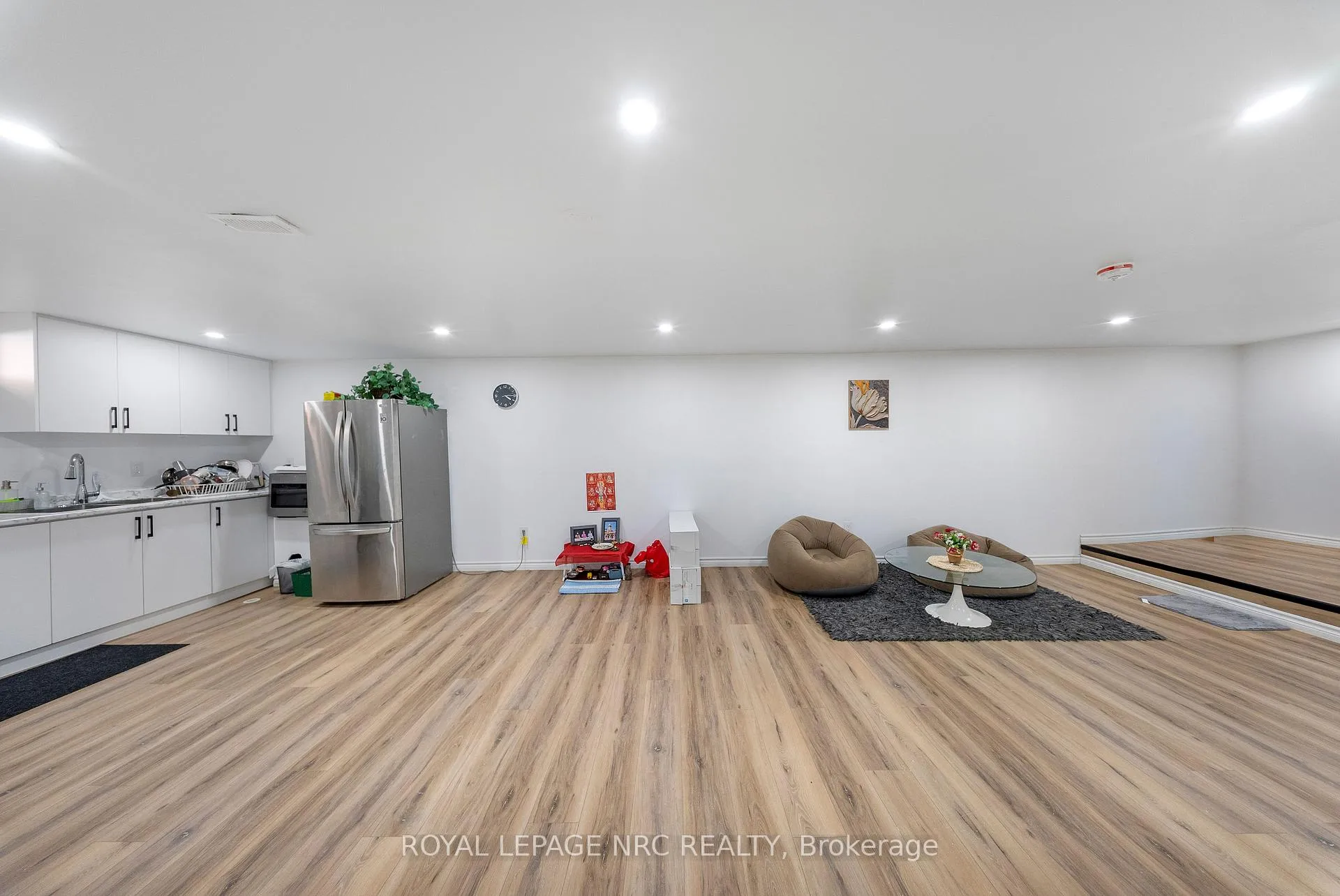Photo 33 of 959 Mohawk Road E, Hamilton, Huntington — HOMEH