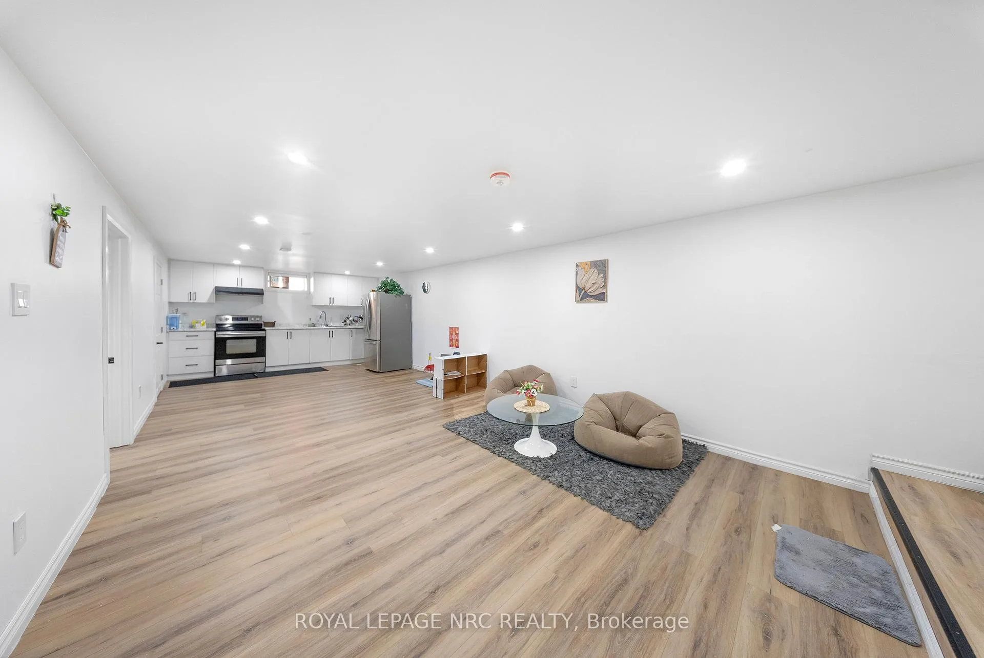 Photo 34 of 959 Mohawk Road E, Hamilton, Huntington — HOMEH
