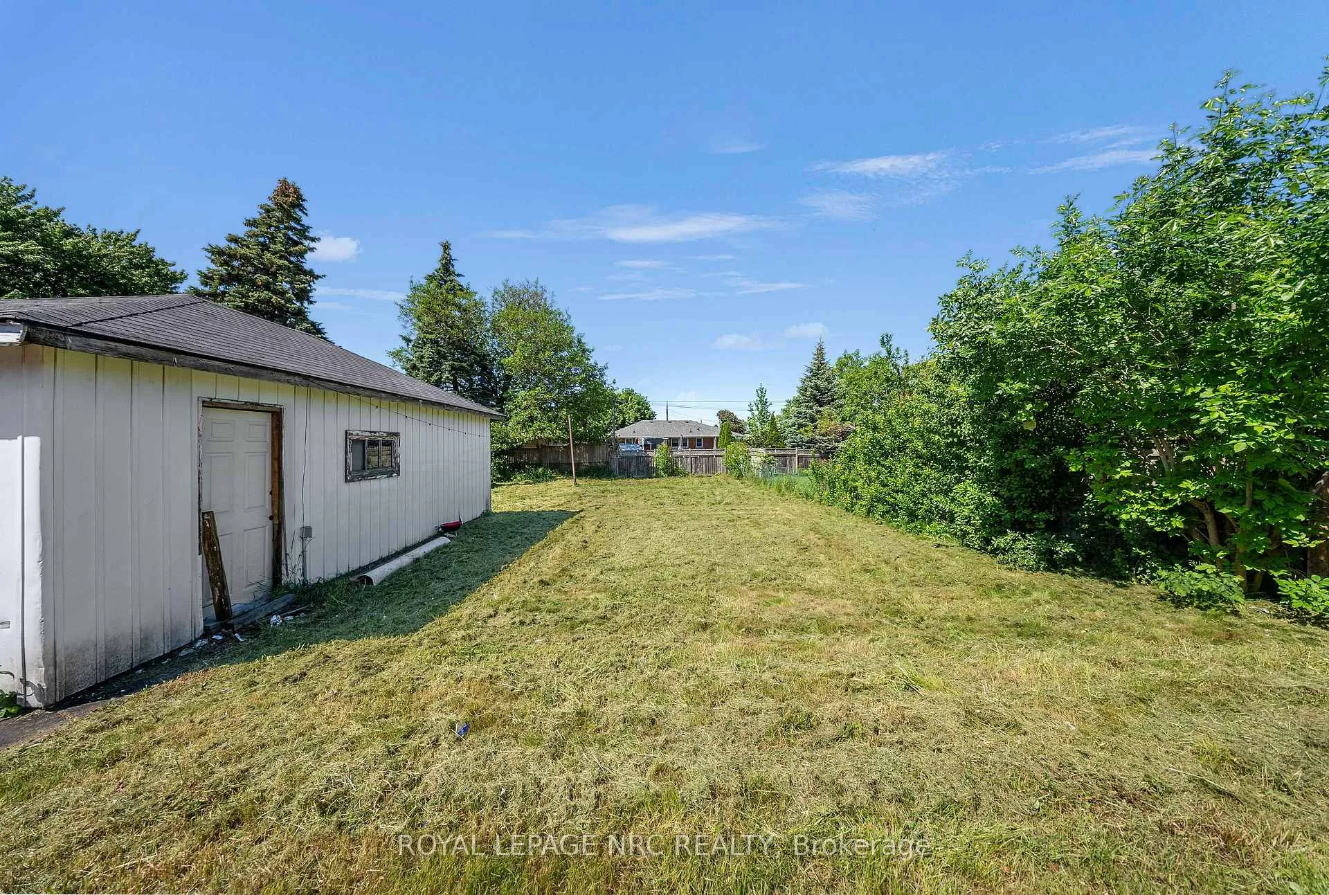 Photo 44 of 959 Mohawk Road E, Hamilton, Huntington — HOMEH