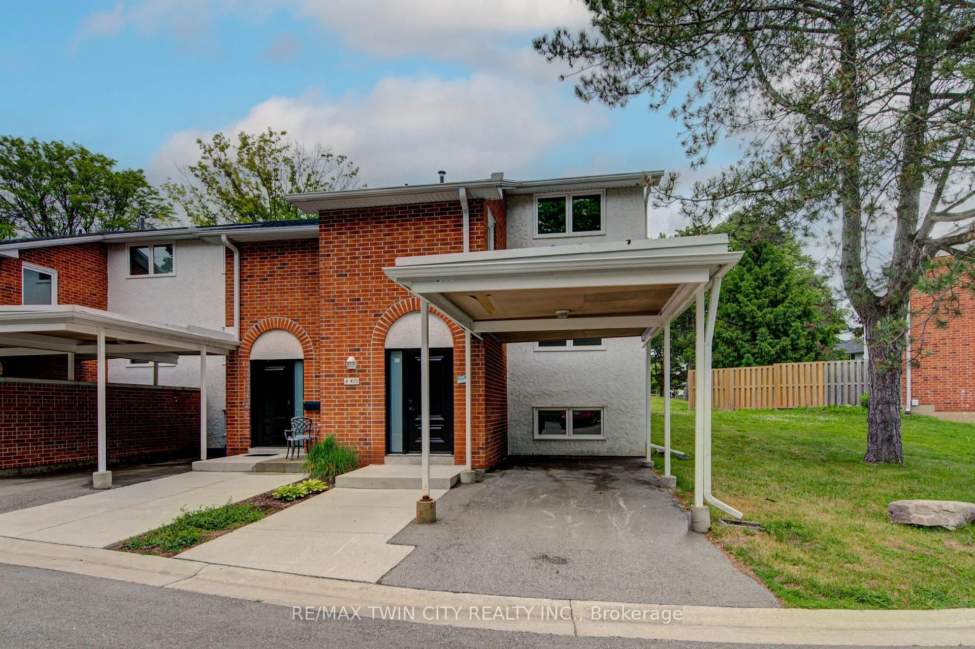 Photo 1 of Unit 4, 417 Keats Way, Waterloo, Beechwood West — HOMEH