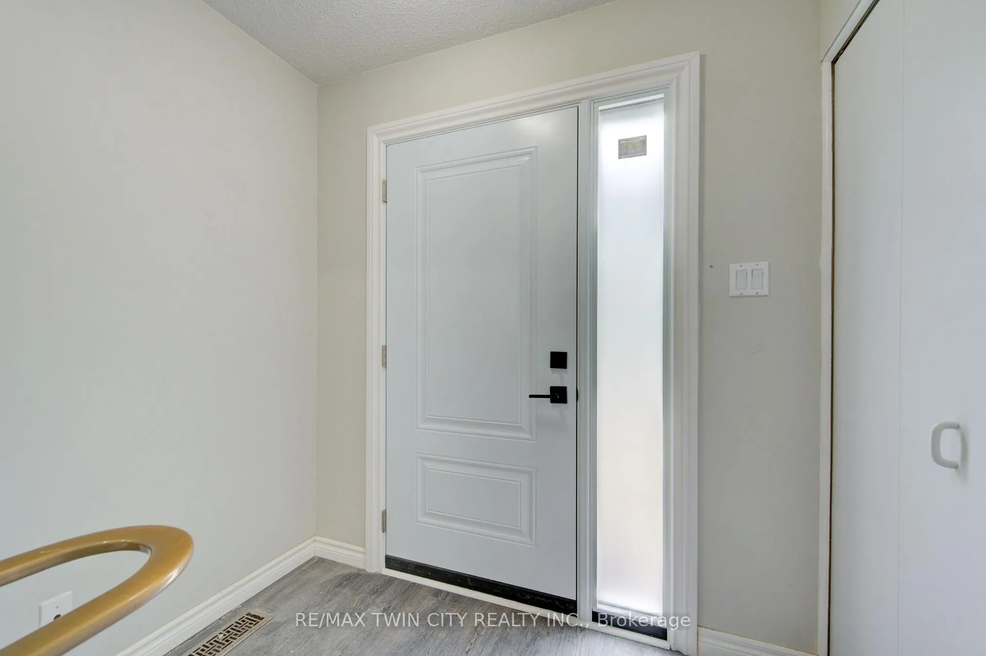 Photo 5 of Unit 4, 417 Keats Way, Waterloo, Beechwood West — HOMEH