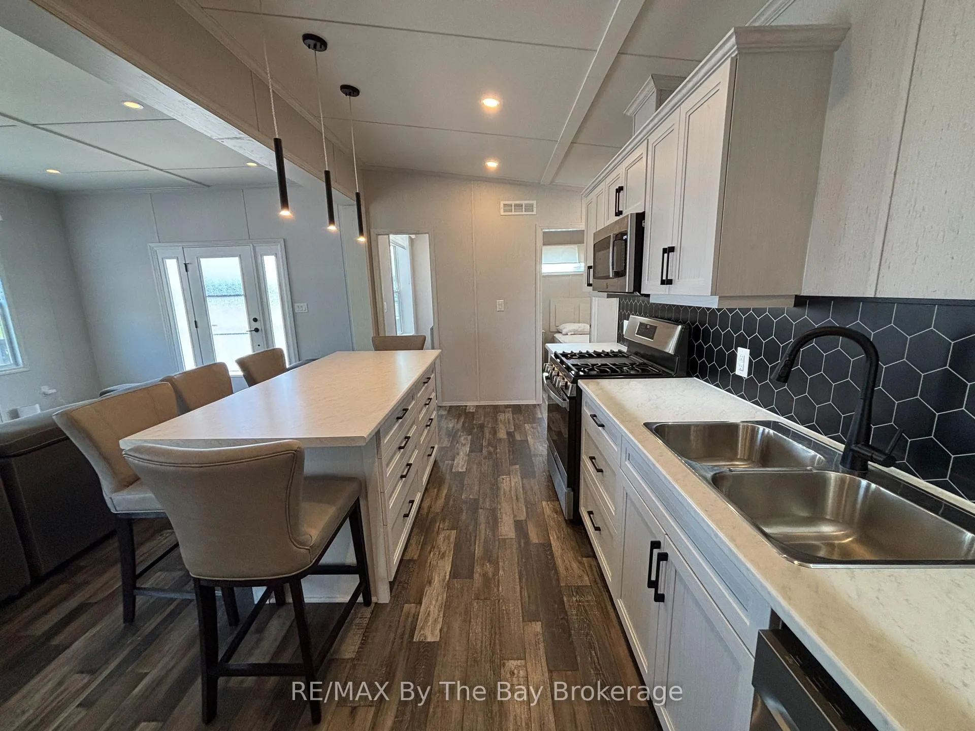 Photo 15 of Unit 38, 3282 Ogden's Beach Road, Tay, Rural Tay — HOMEH