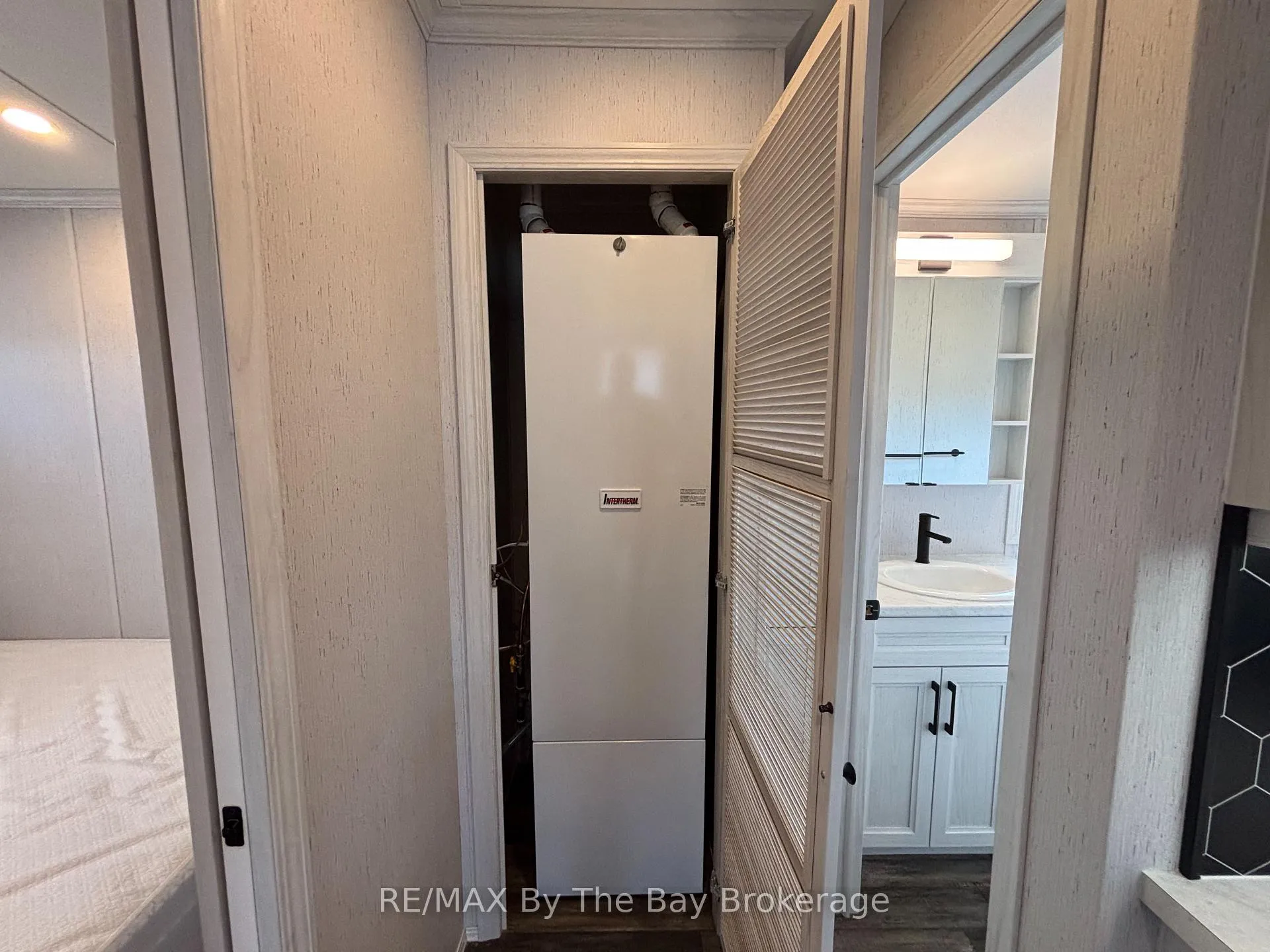 Photo 46 of Unit 38, 3282 Ogden's Beach Road, Tay, Rural Tay — HOMEH