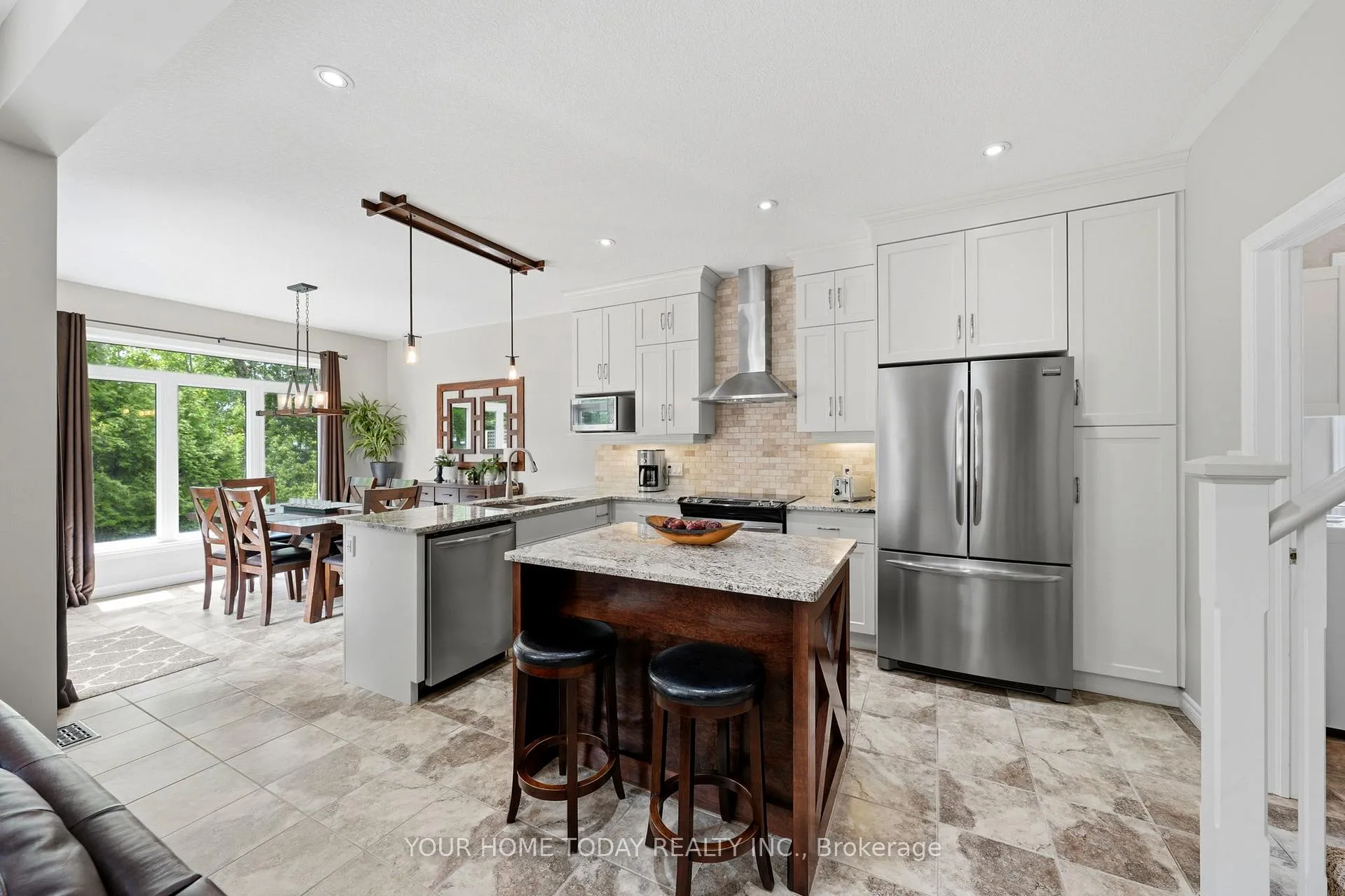 Photo 11 of 8 Trinity Court, Halton Hills, Acton — HOMEH