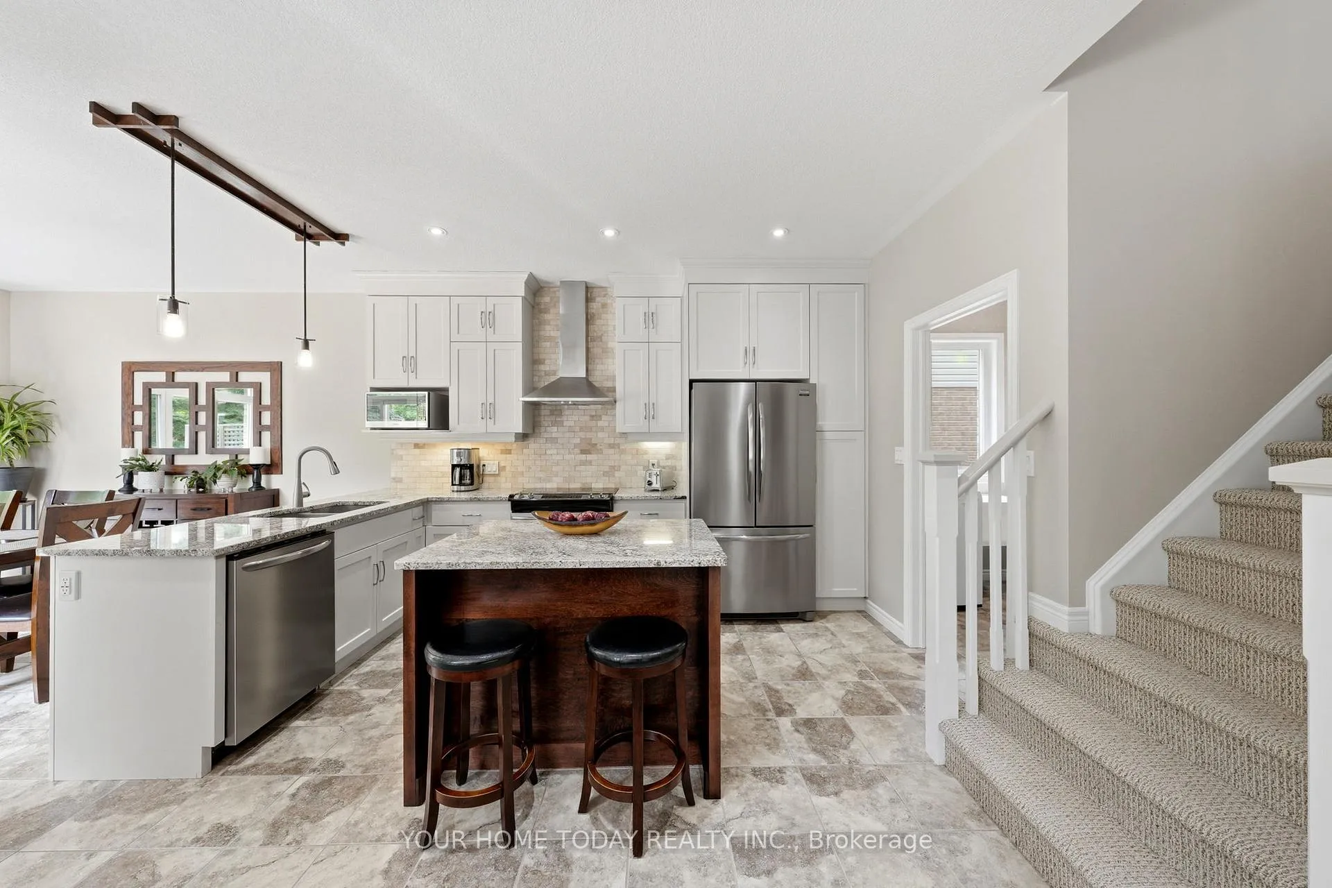 Photo 12 of 8 Trinity Court, Halton Hills, Acton — HOMEH