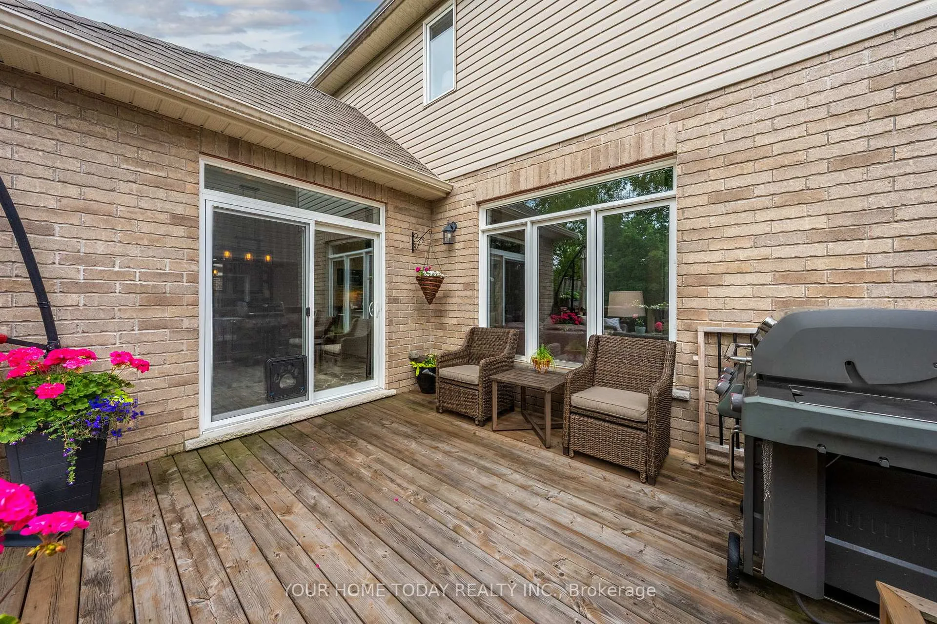 Photo 20 of 8 Trinity Court, Halton Hills, Acton — HOMEH