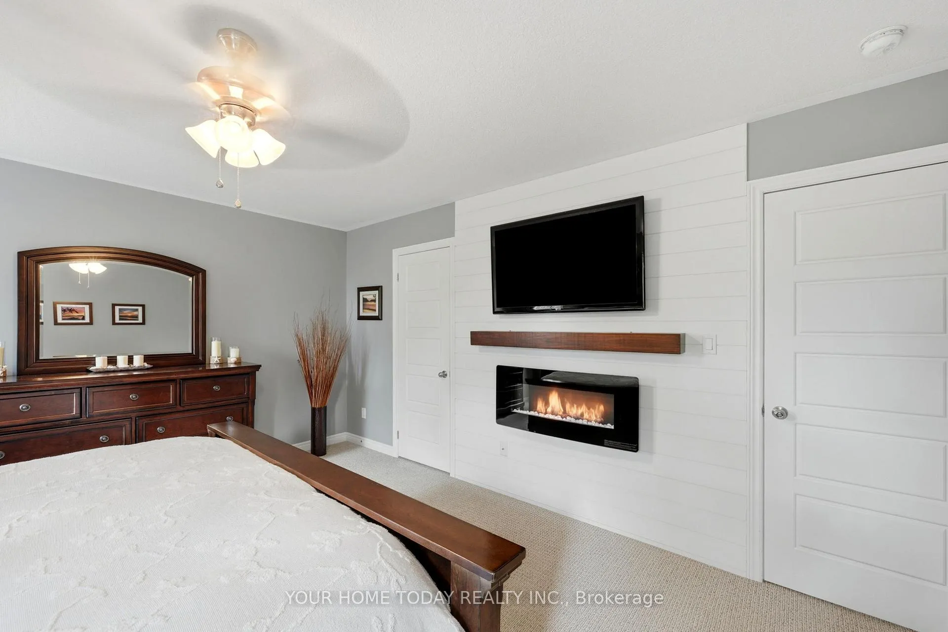 Photo 27 of 8 Trinity Court, Halton Hills, Acton — HOMEH