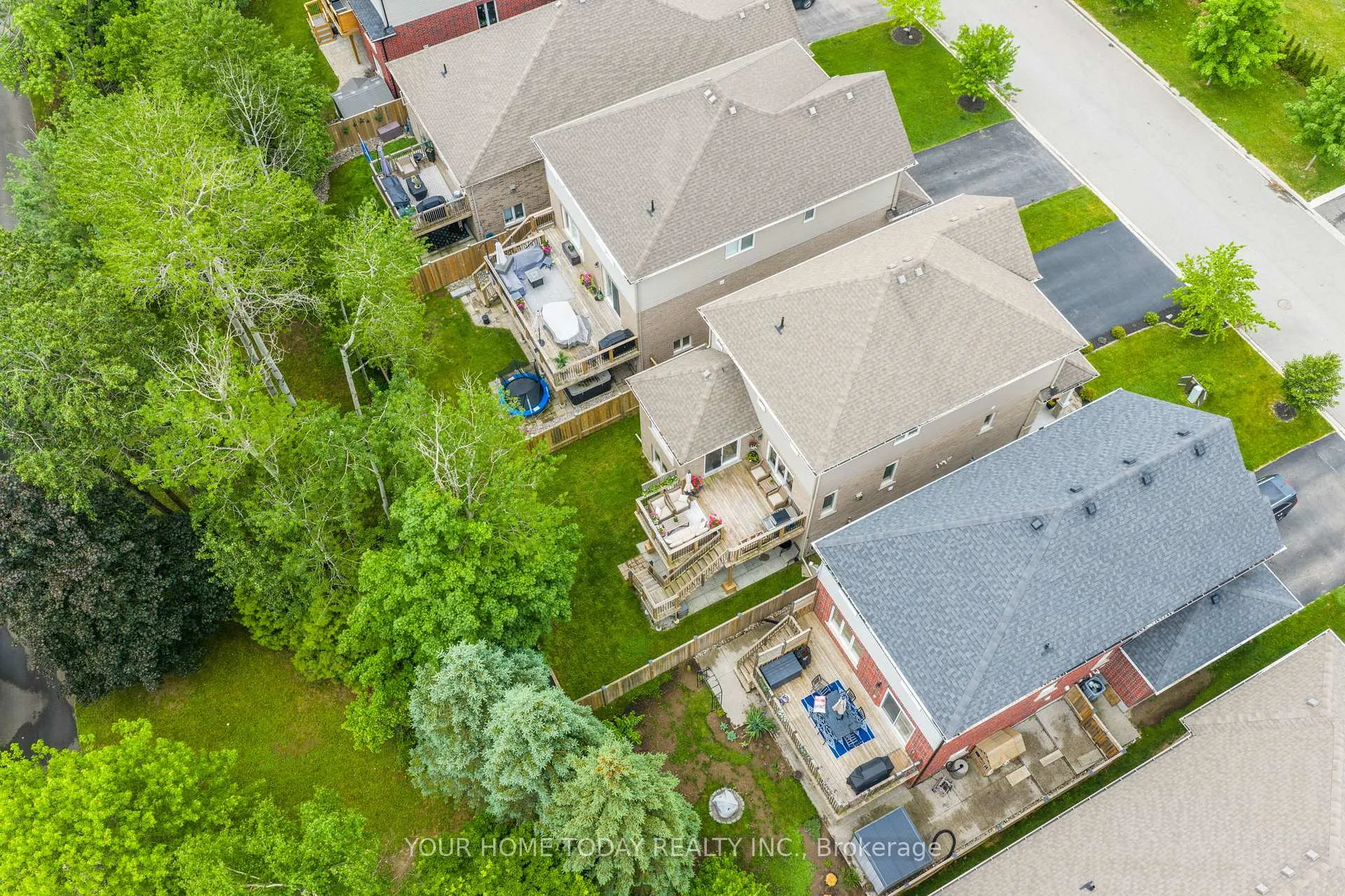 Photo 47 of 8 Trinity Court, Halton Hills, Acton — HOMEH