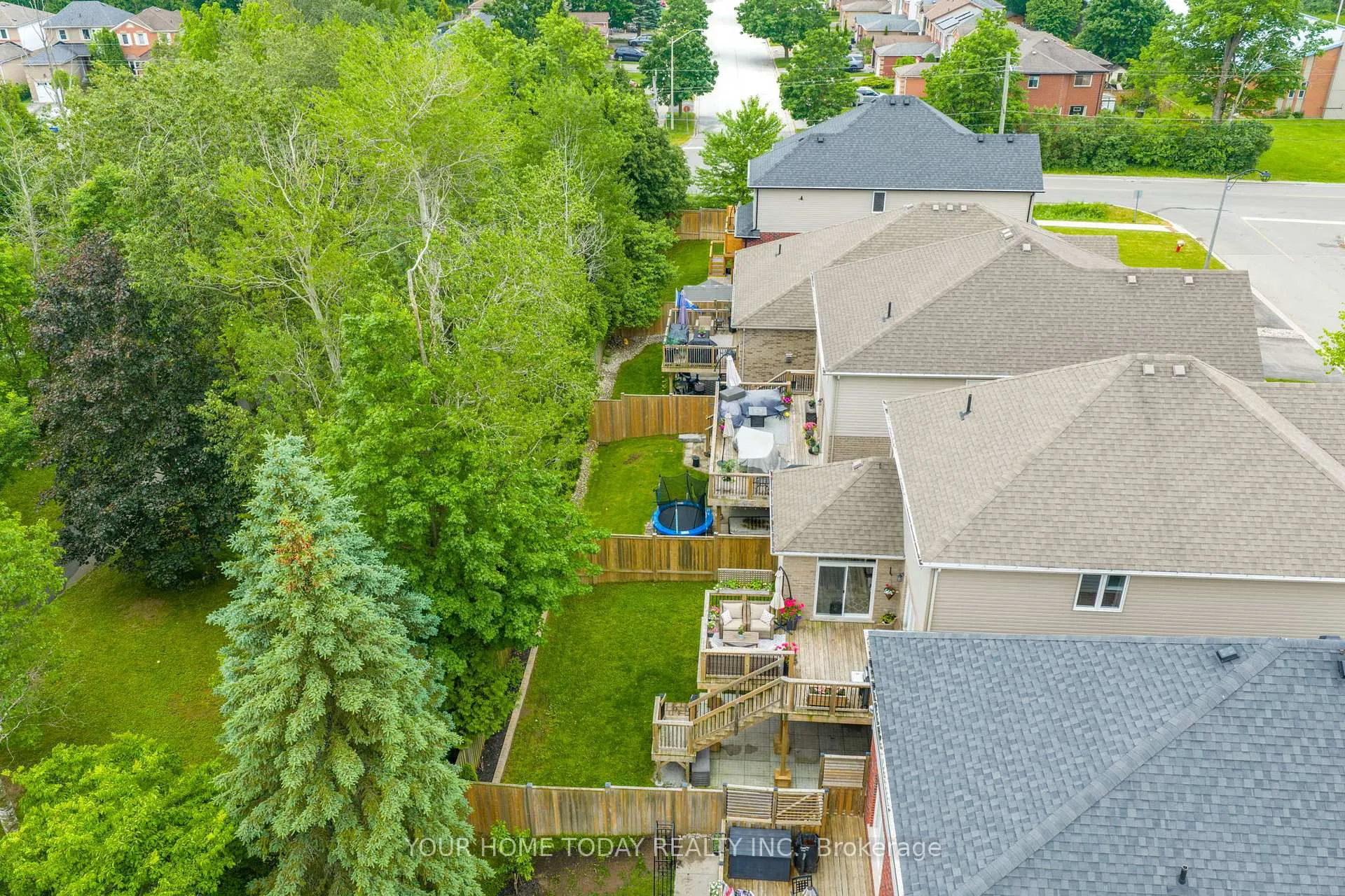 Photo 48 of 8 Trinity Court, Halton Hills, Acton — HOMEH