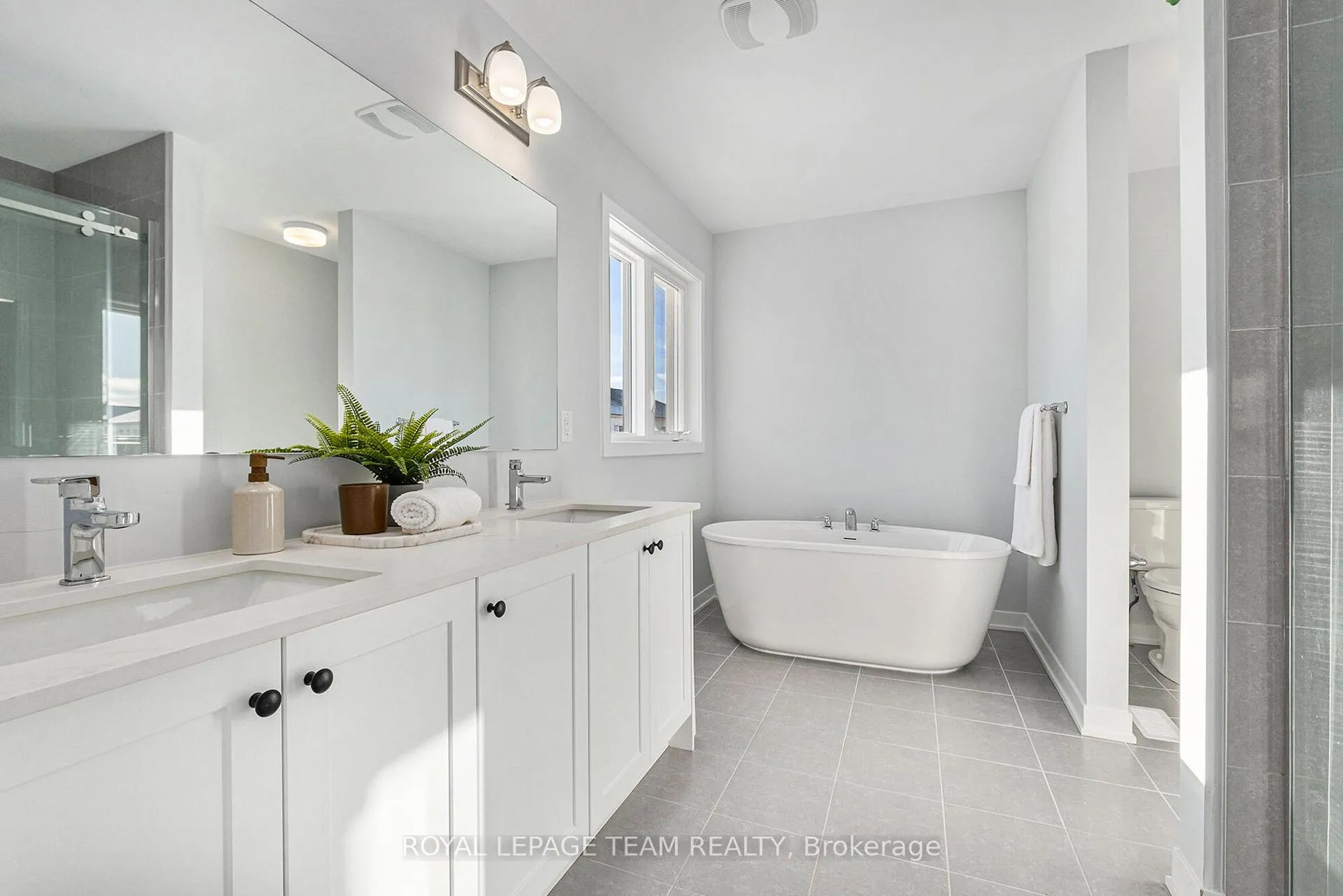 Photo 20 of 312 Remillard Drive, North Grenville, North Grenville Twp (Kemptville South) — HOMEH