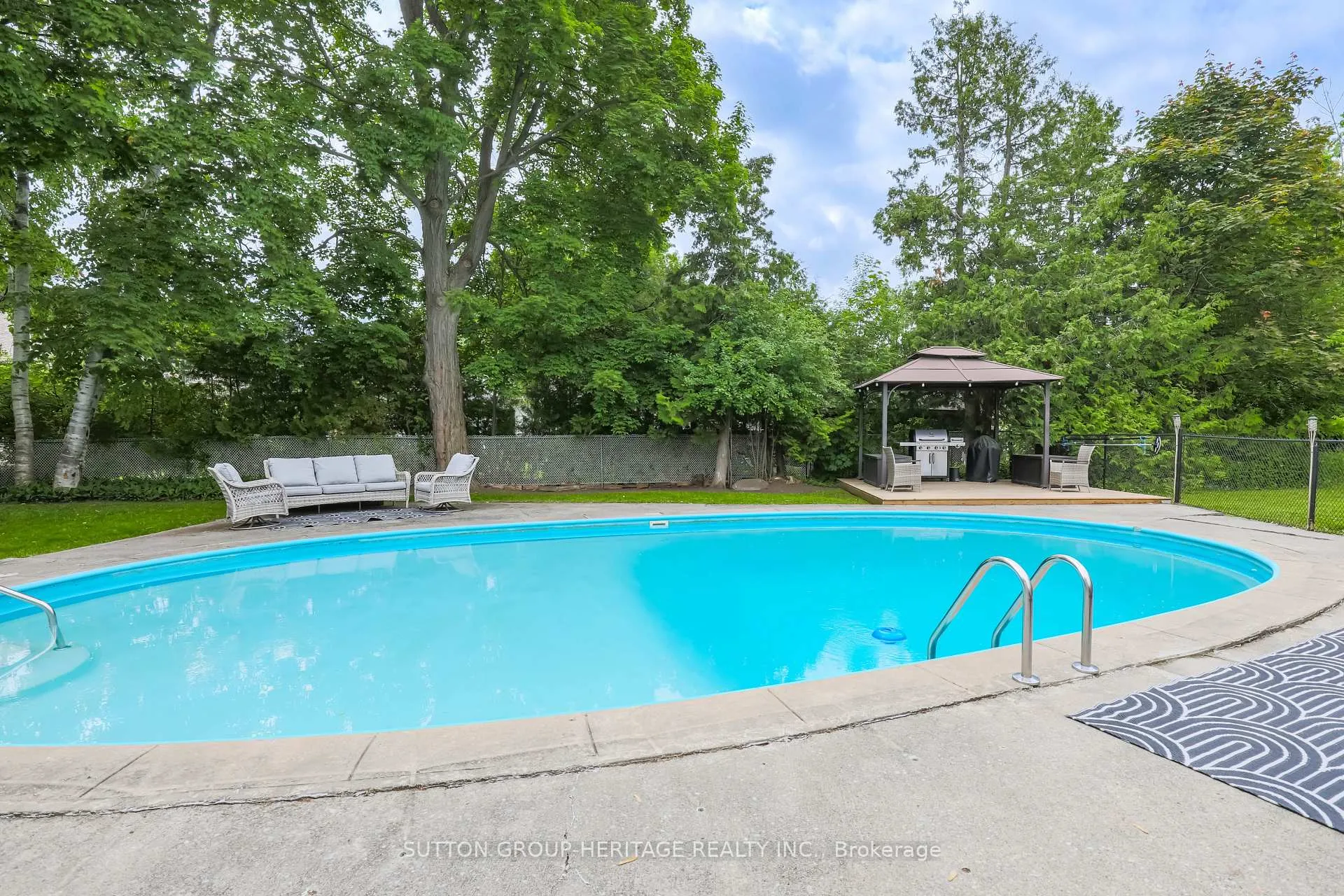 Photo 11 of 3 Northwood Road, Georgina, Sutton & Jackson's Point — HOMEH