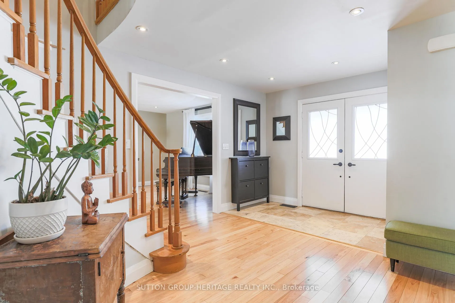 Photo 13 of 3 Northwood Road, Georgina, Sutton & Jackson's Point — HOMEH
