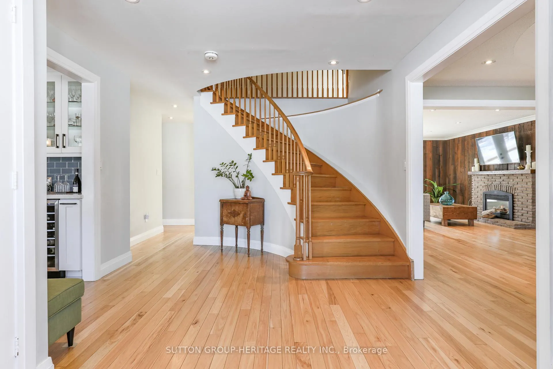 Photo 16 of 3 Northwood Road, Georgina, Sutton & Jackson's Point — HOMEH