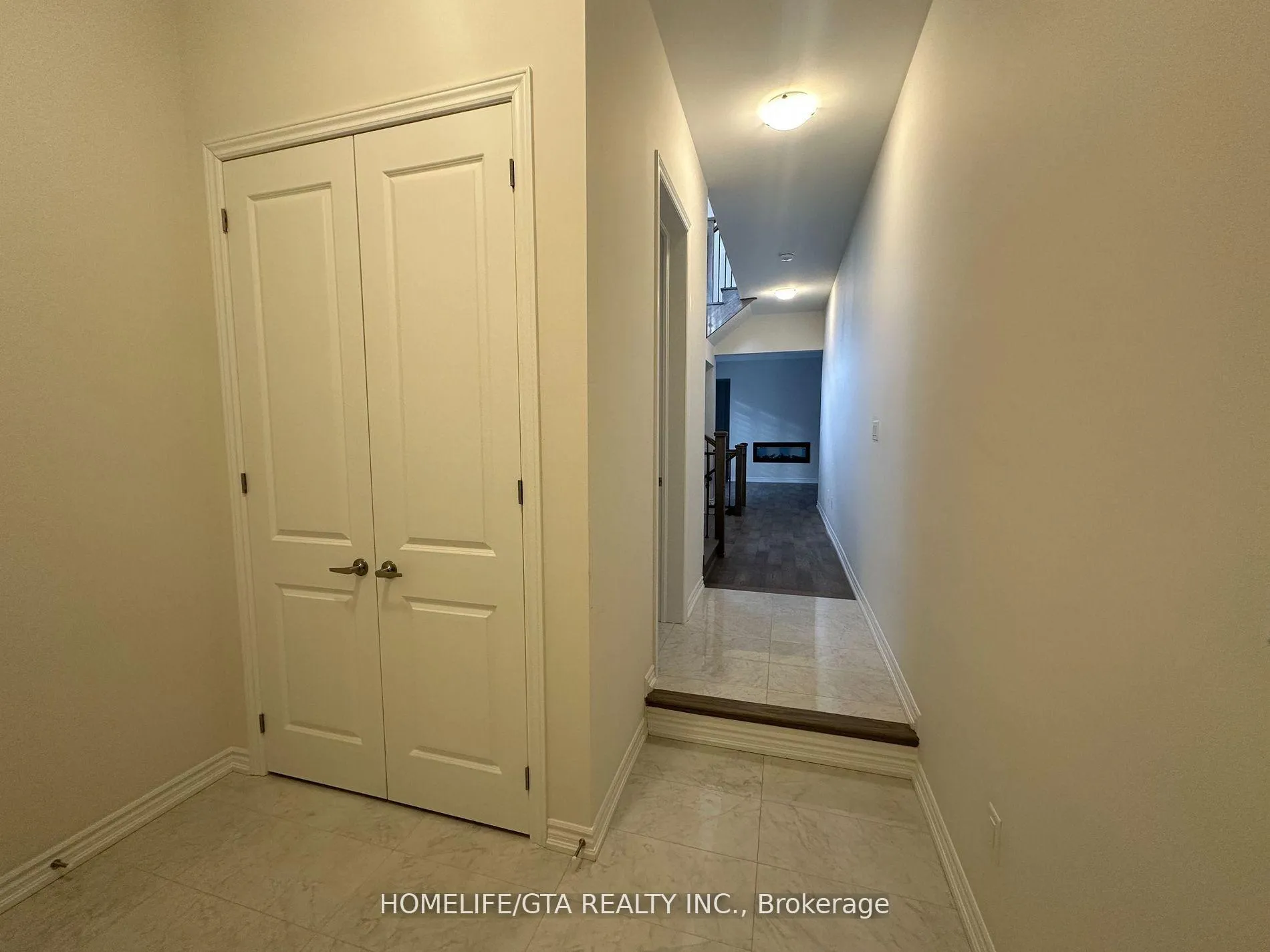 Photo 3 of 1852 Weeping Willow Lane, Pickering, Rural Pickering — HOMEH