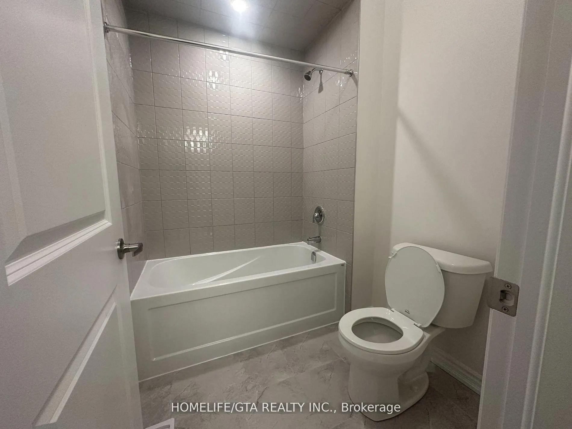 Photo 16 of 1852 Weeping Willow Lane, Pickering, Rural Pickering — HOMEH