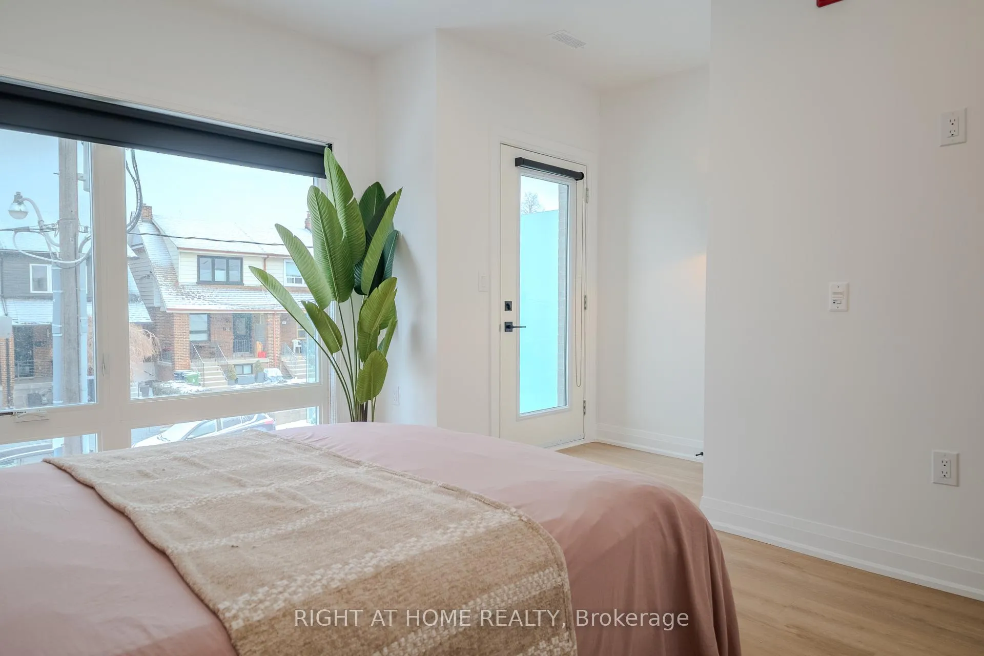 Photo 2 of Unit 3, 53 Innes Avenue, Toronto, Corso Italia-Davenport — HOMEH