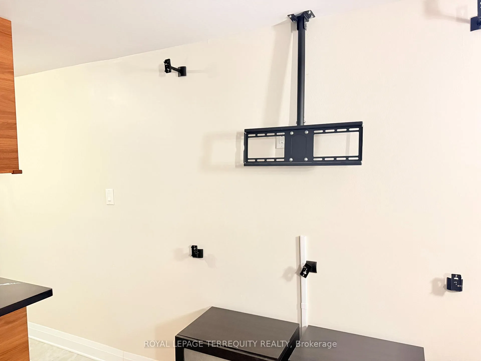 Photo 4 of Unit 636, 60 Saint Patrick Street, Toronto, Kensington-Chinatown — HOMEH
